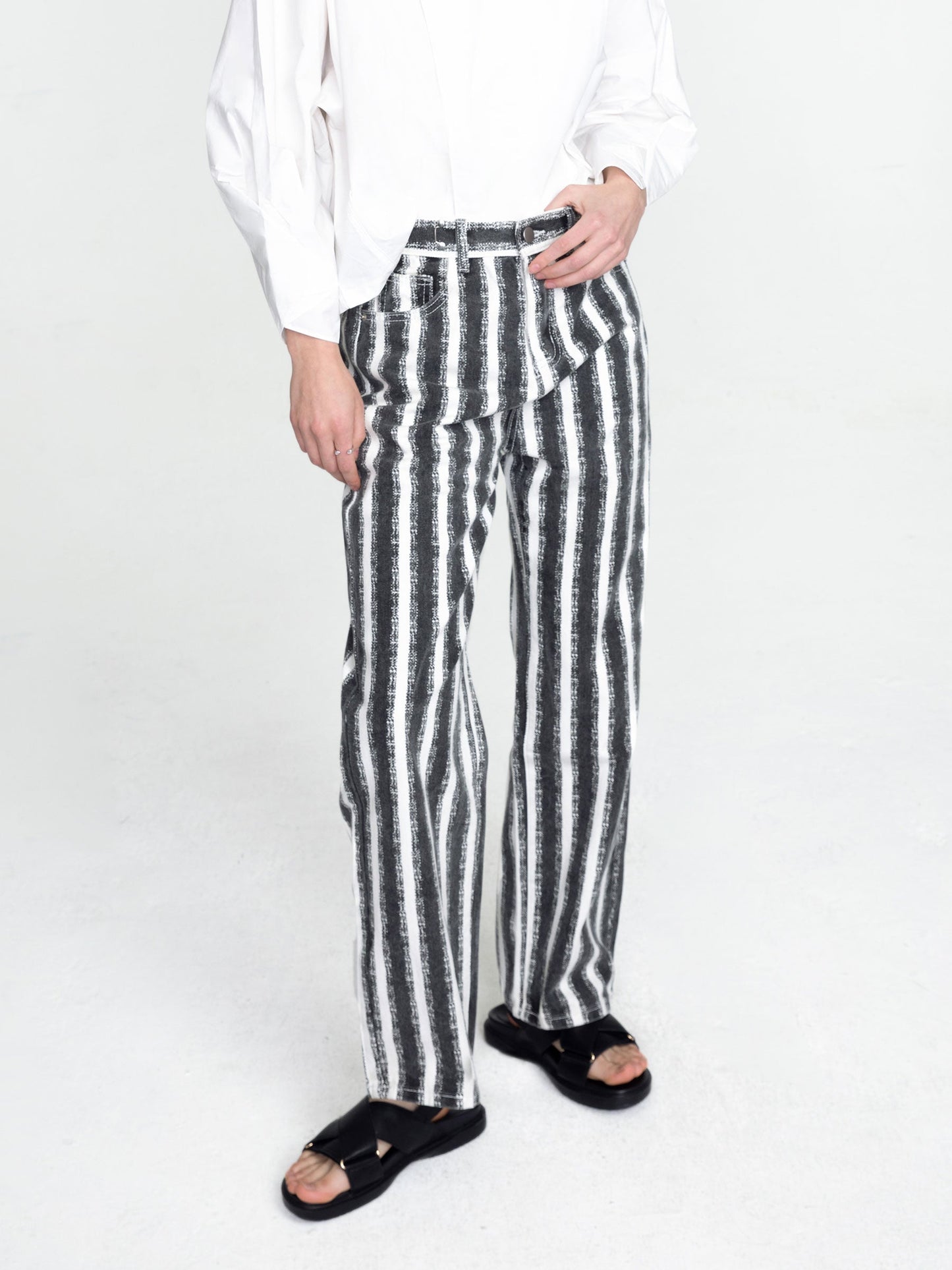 CUBIC Women's Thick Chalk Striped Jeans
