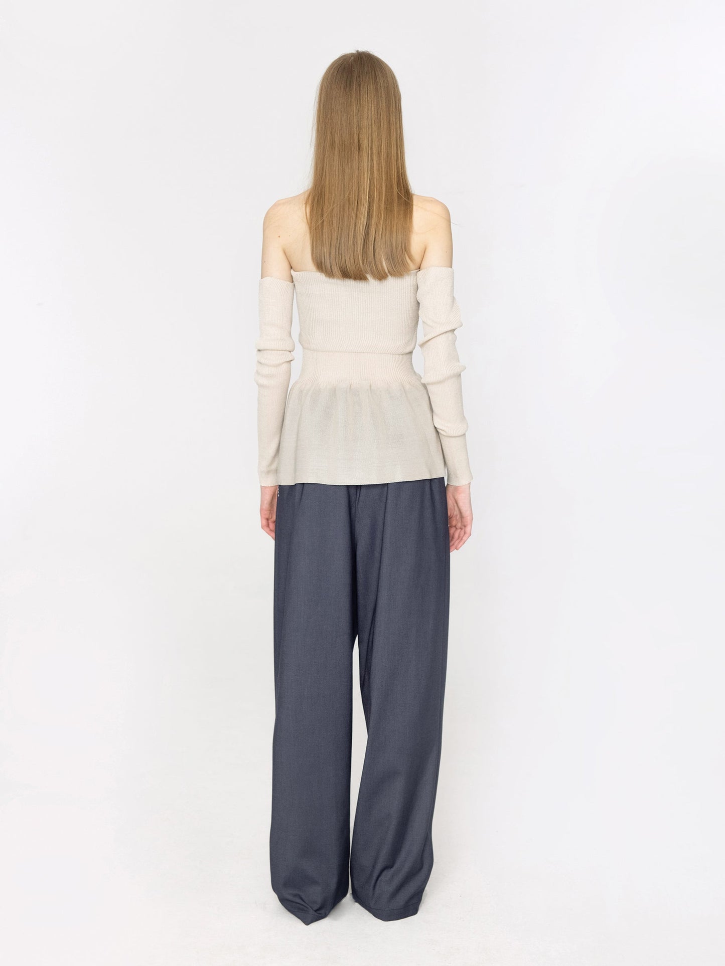 Fine Knit Strapless Top with Detached Sleeves