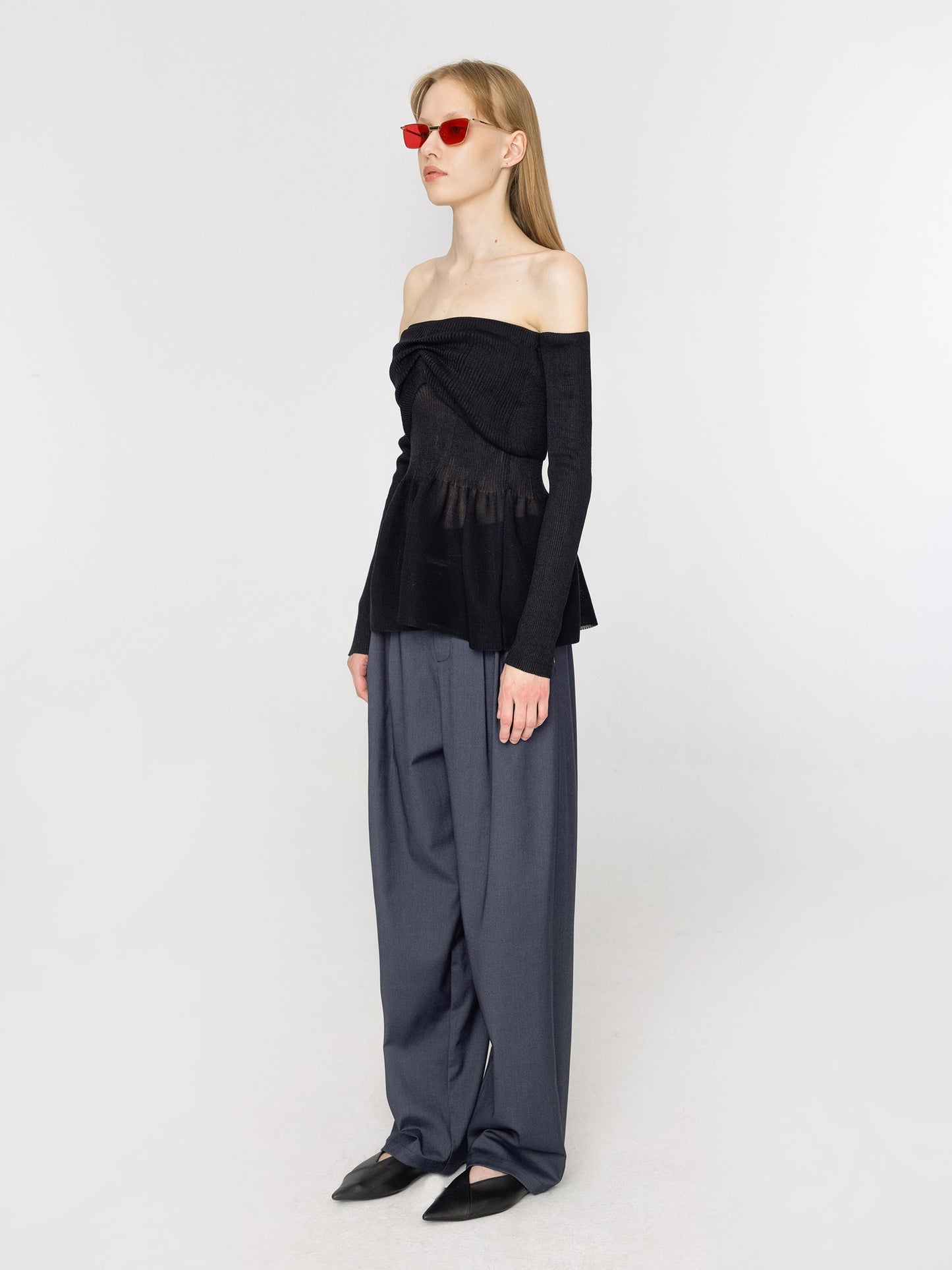 Fine Knit Strapless Top with Detached Sleeves
