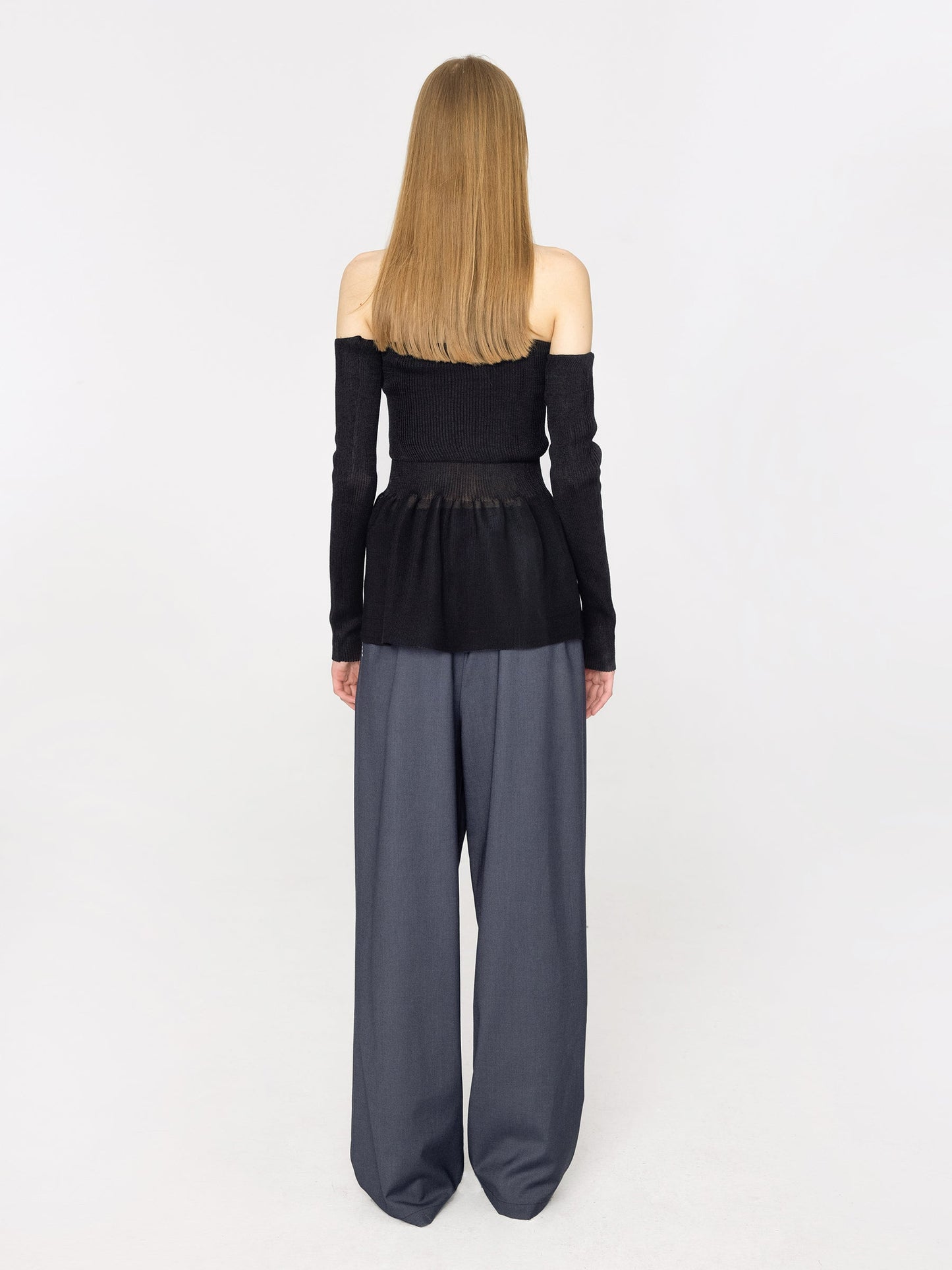 Fine Knit Strapless Top with Detached Sleeves