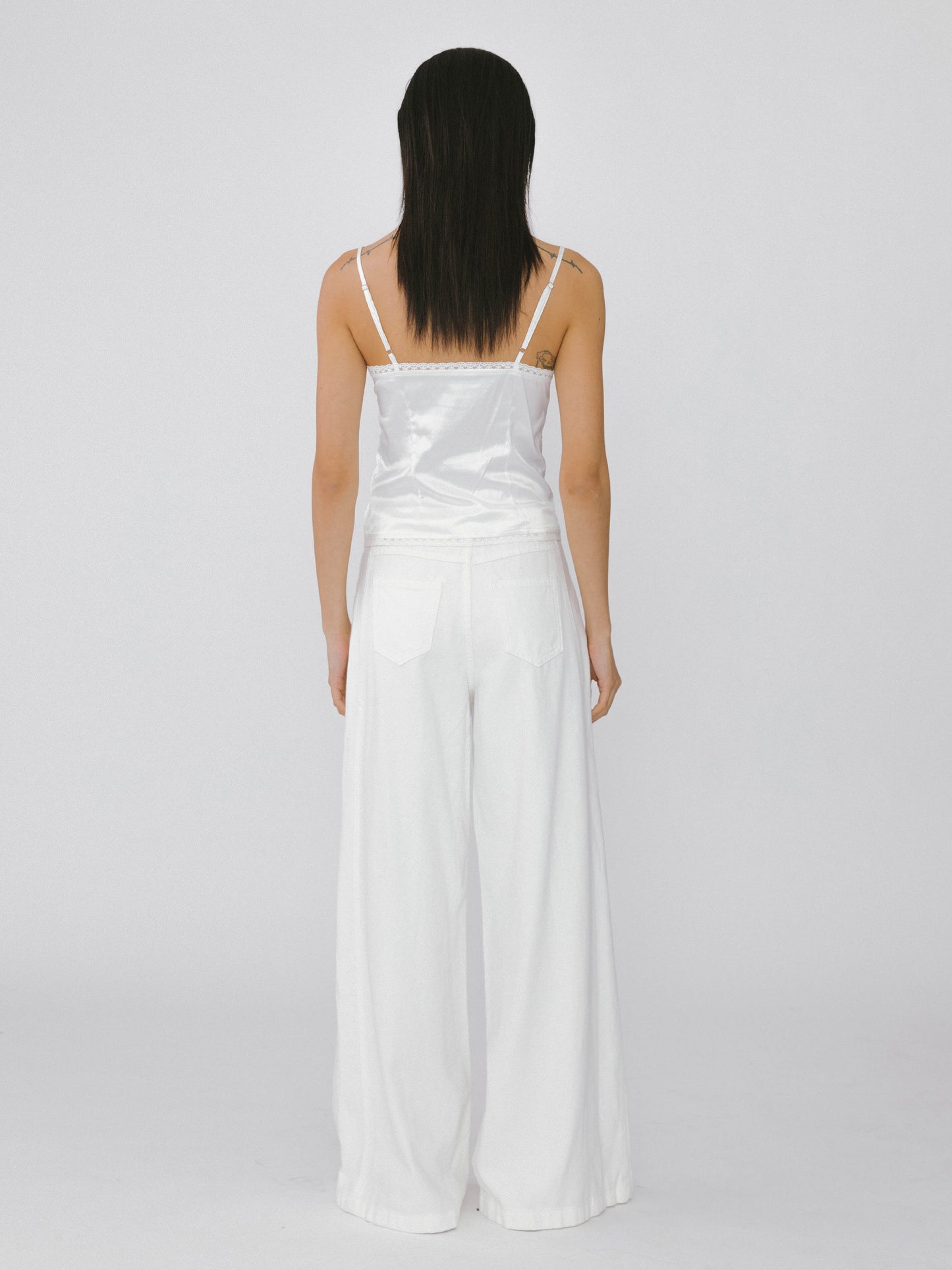 Front Stitch Wide Leg Jeans