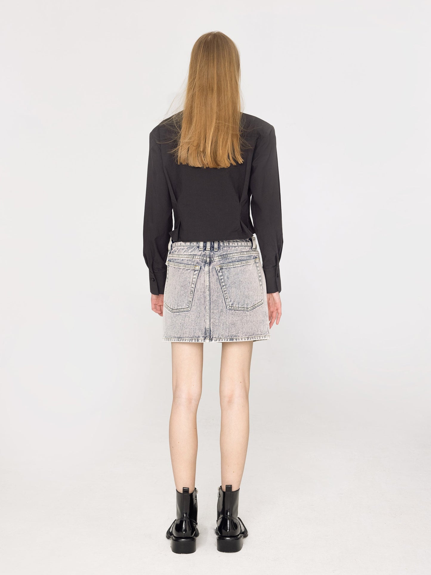 CUBIC Women's Cinched Waist Cropped Shirt