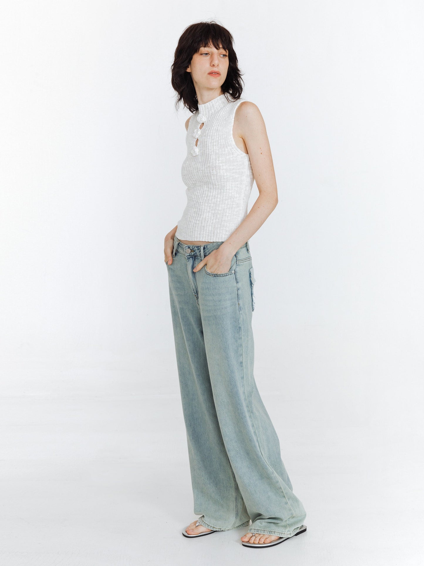 Flower 3D Sleeveless Knit Top