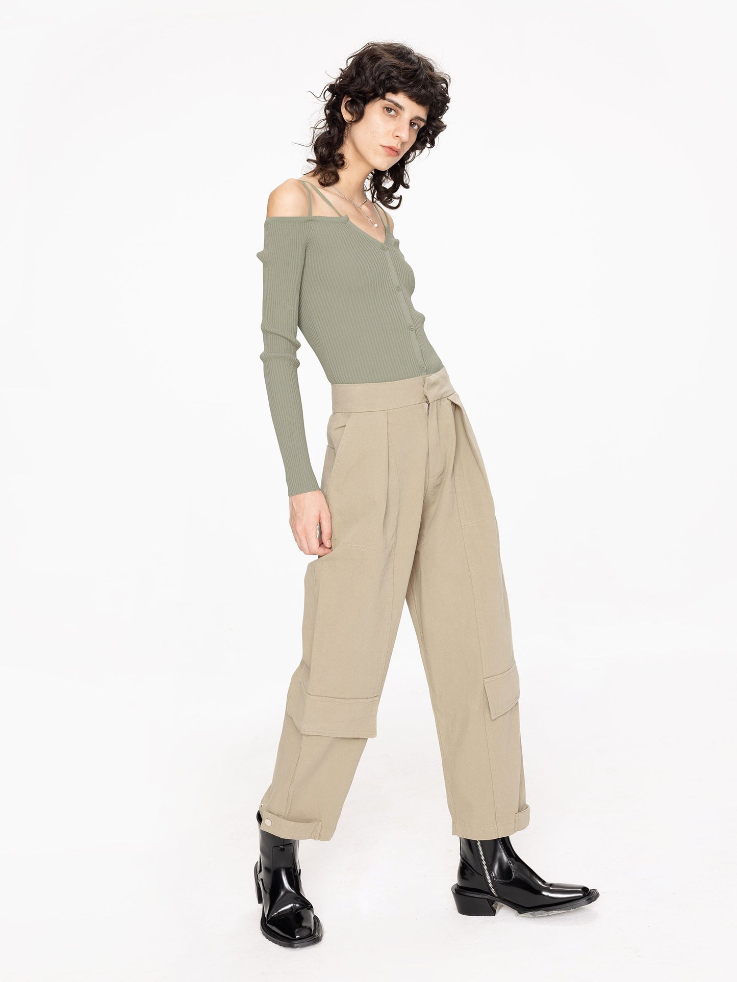 Pleat Cargo Trousers