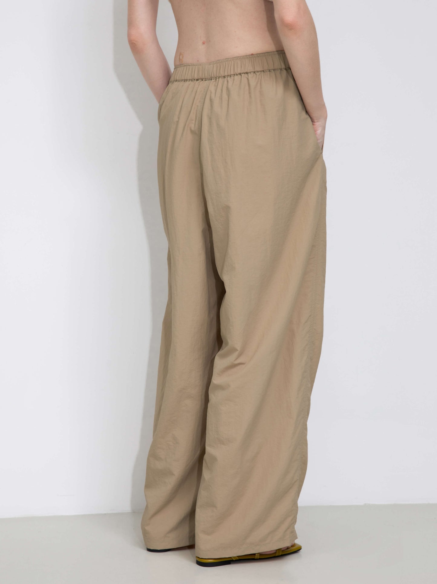 Loose-Fit Elastic Waist Tapered Trousers