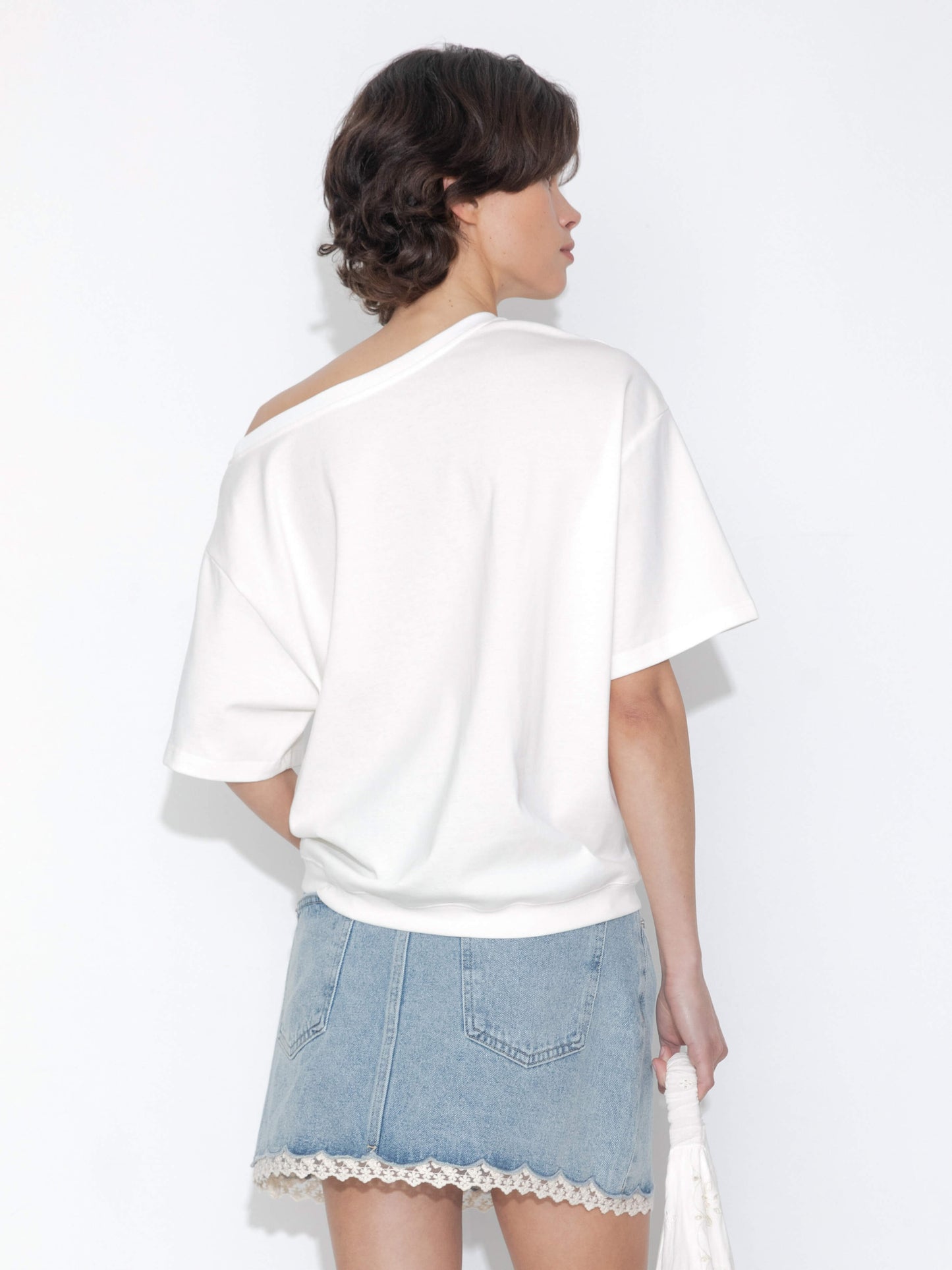 C BY CUBIC Embroidered Off-Shoulder Short-Sleeve Top