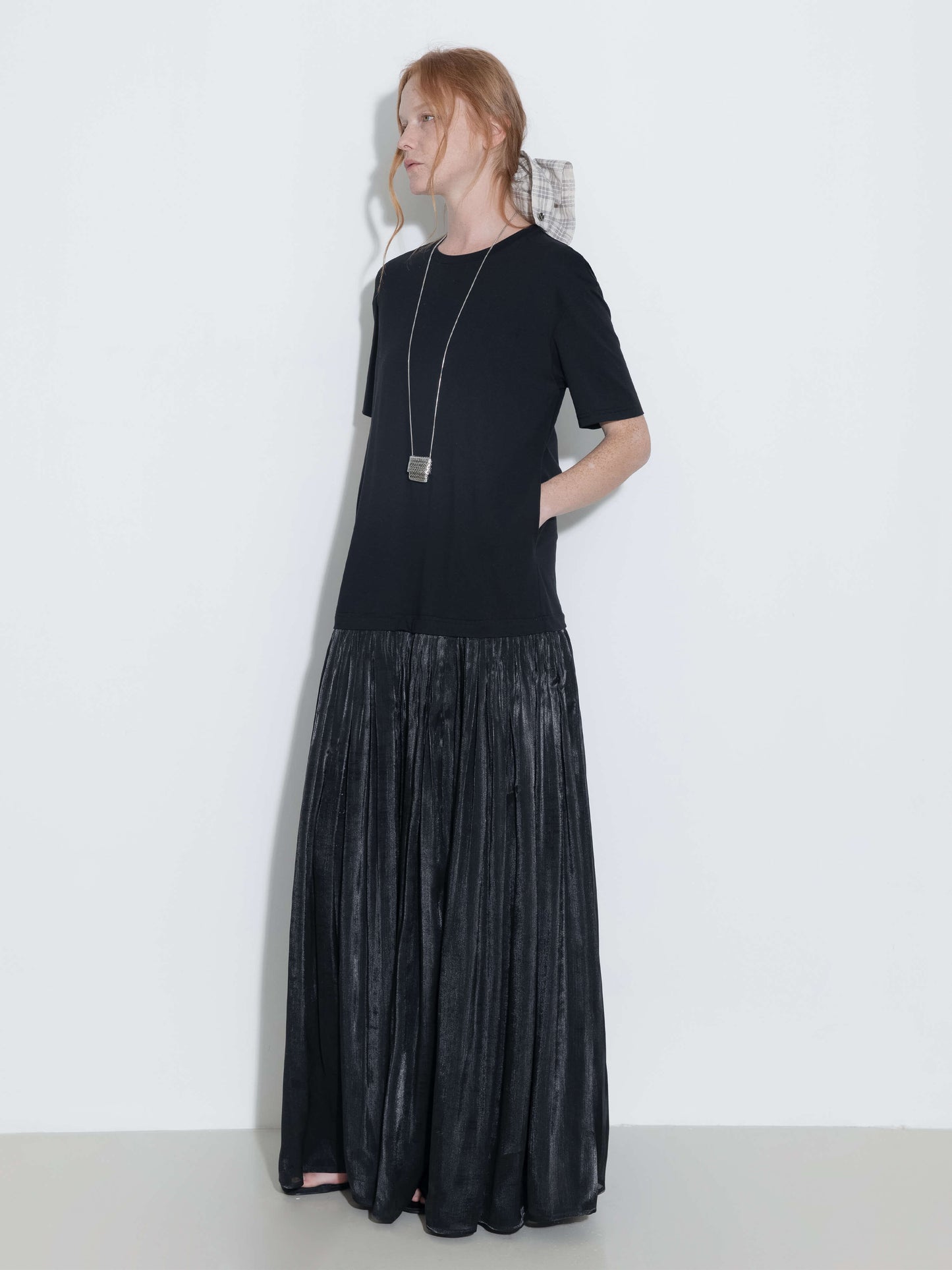 Oversized Round Neck Short Sleeve Pleated Dress