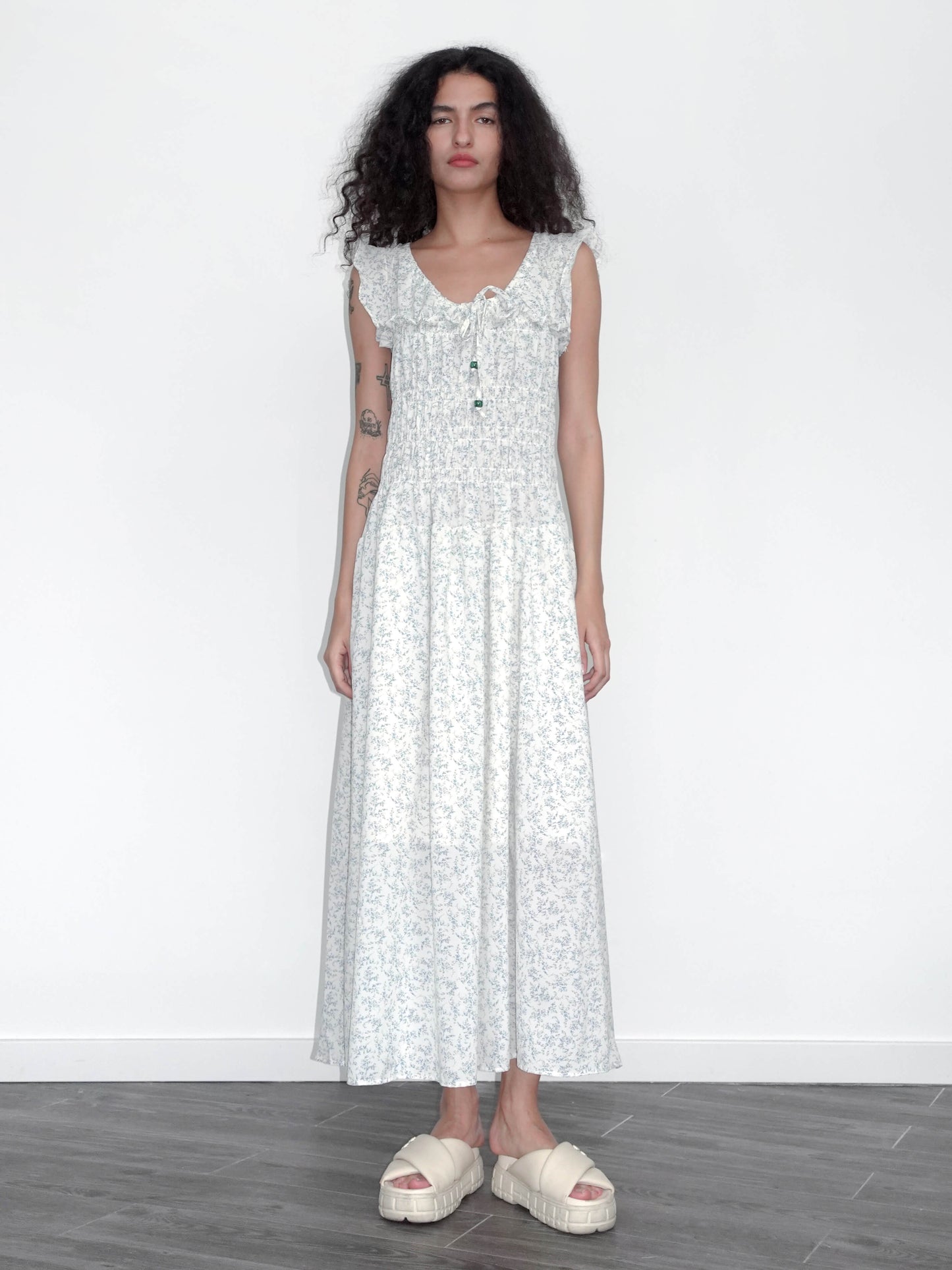Floral Tie Sleeveless Dress