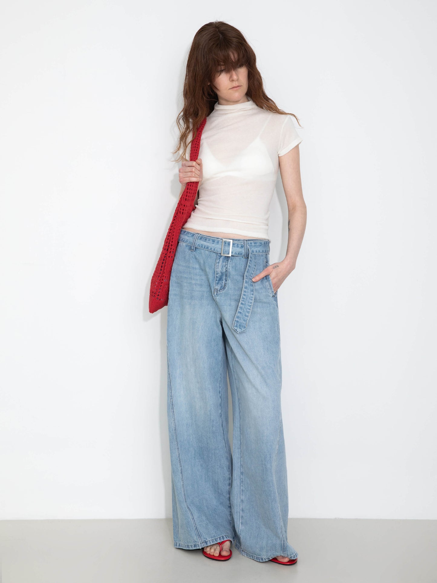 Wide-Leg Straight Jeans with Belt