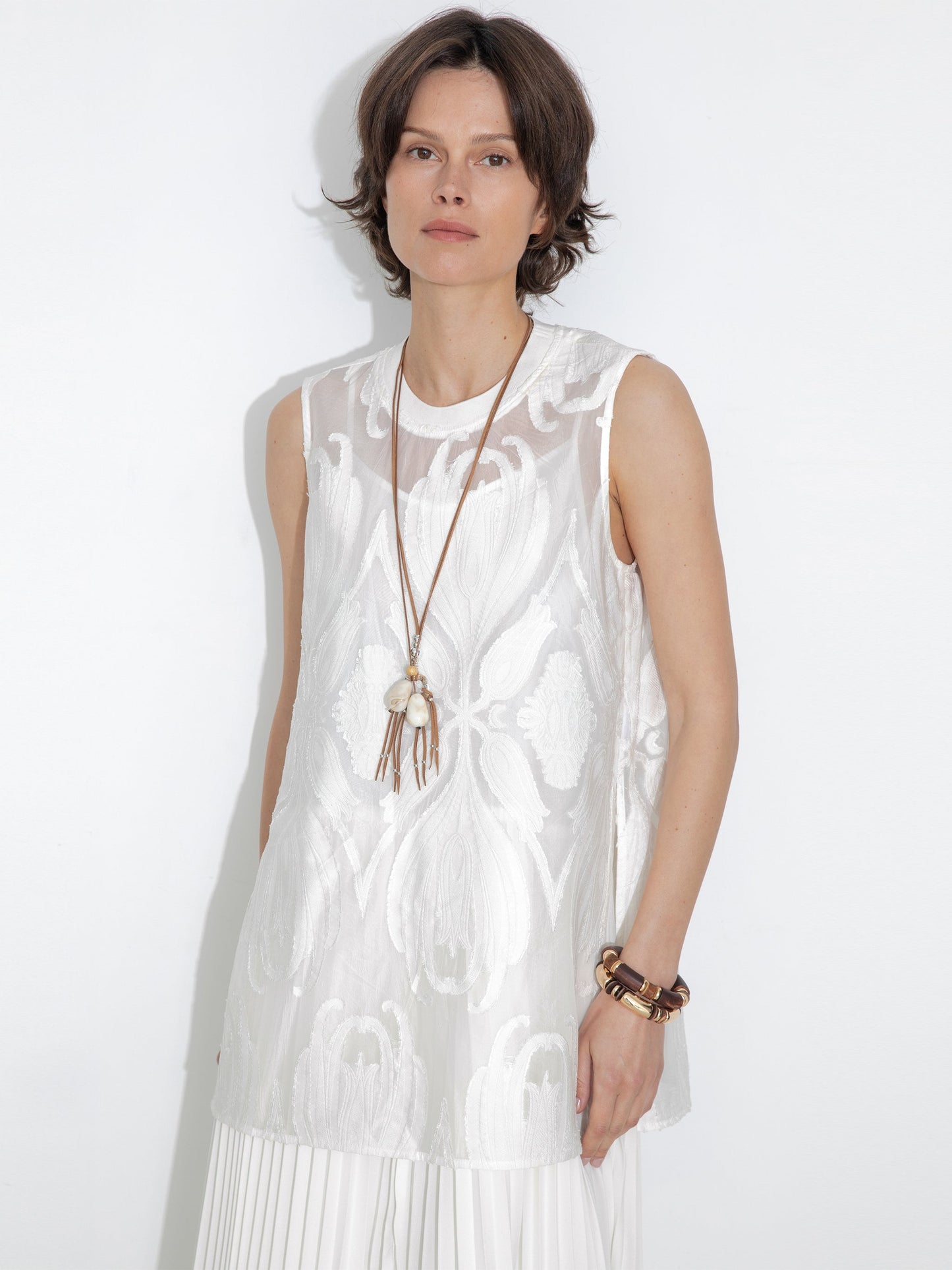 Sheer Patterned Sleeveless Pleated Skirt