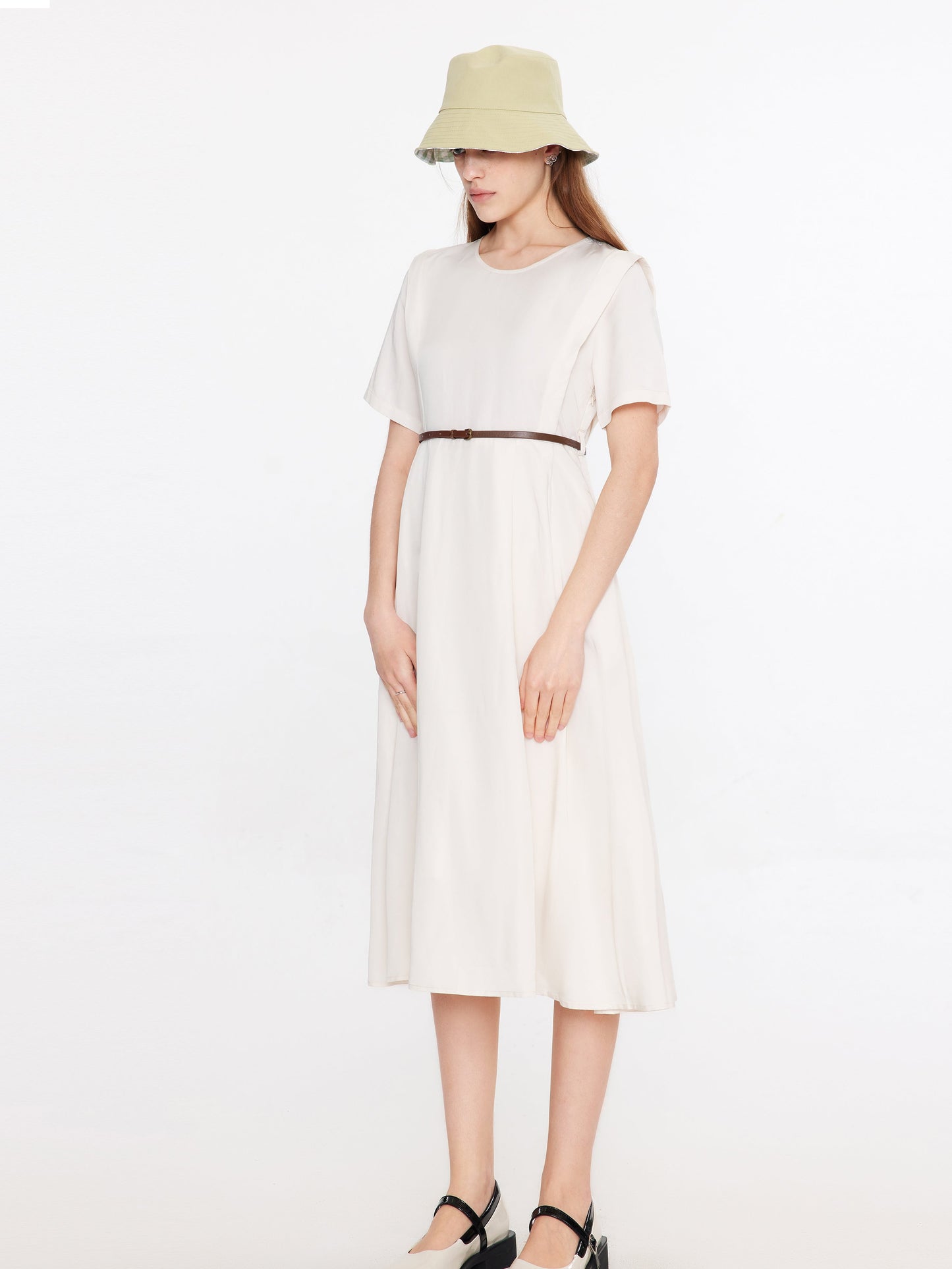 Round Neck Short Sleeve Midi Dress