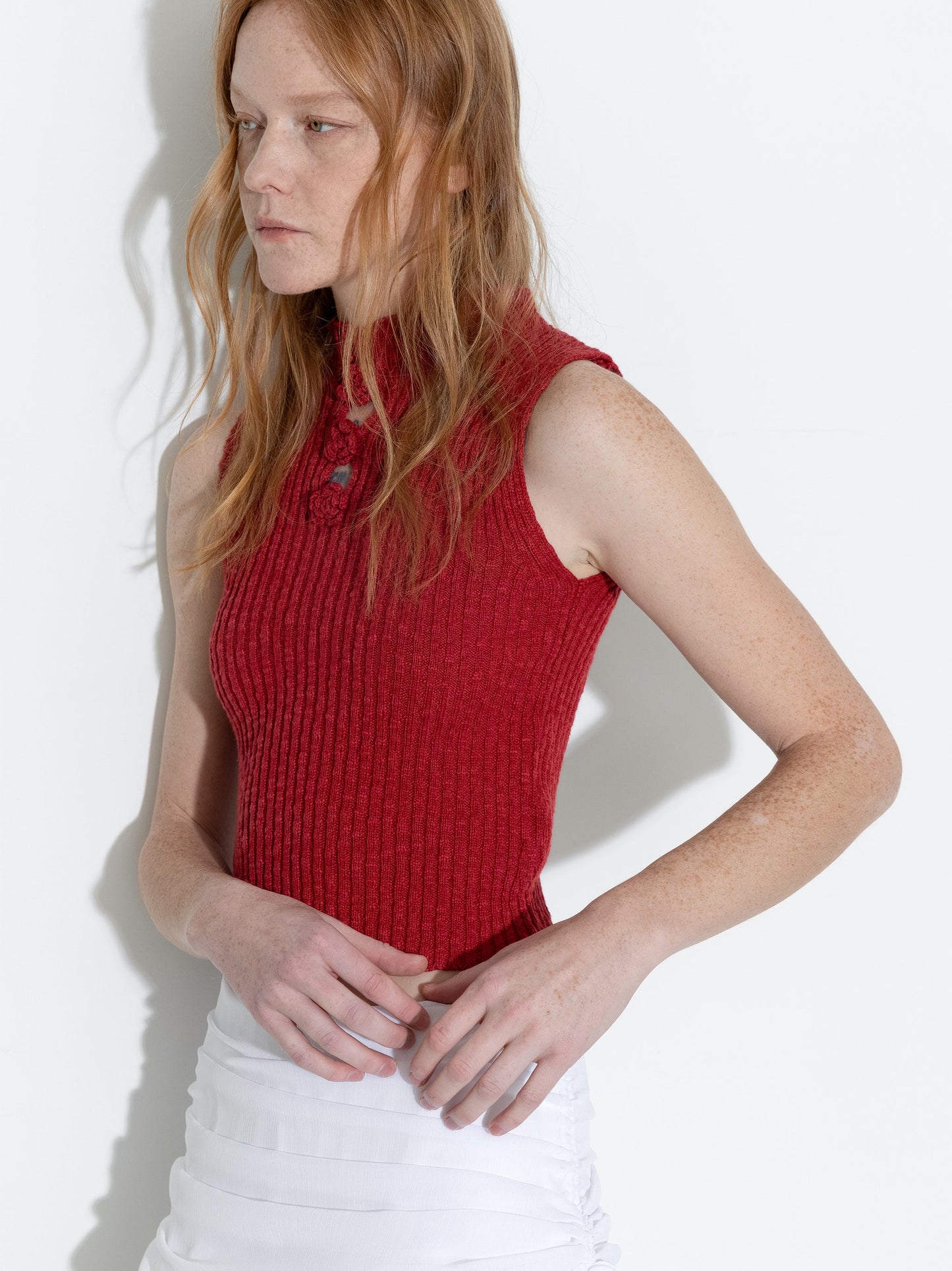 Flower 3D Sleeveless Knit Top