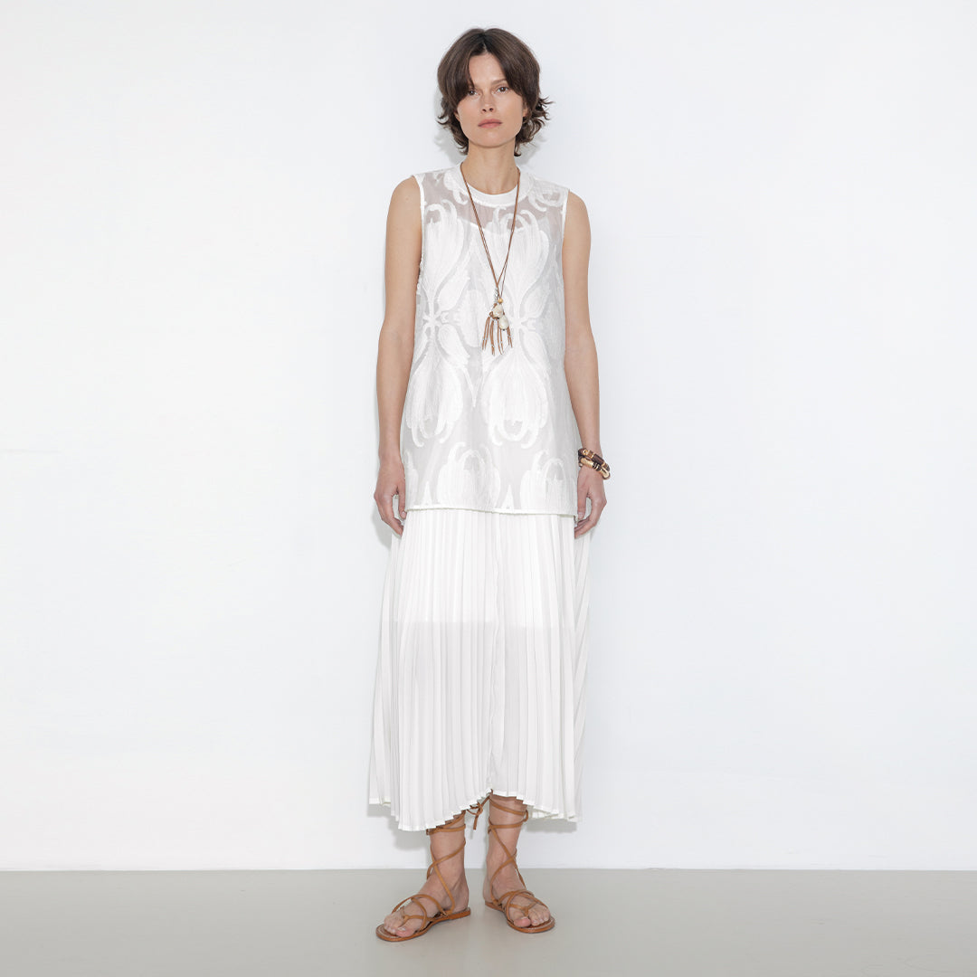Sheer Patterned Sleeveless Pleated Skirt