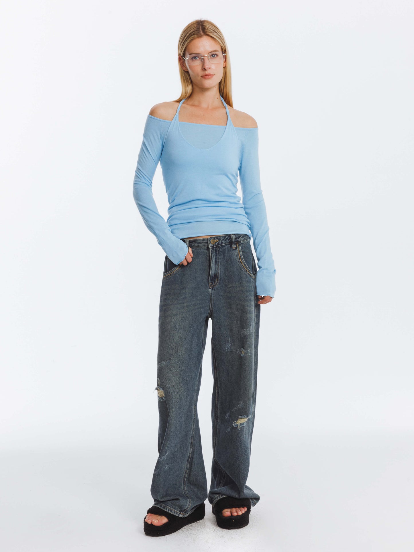 Hole Washed Straight Jeans
