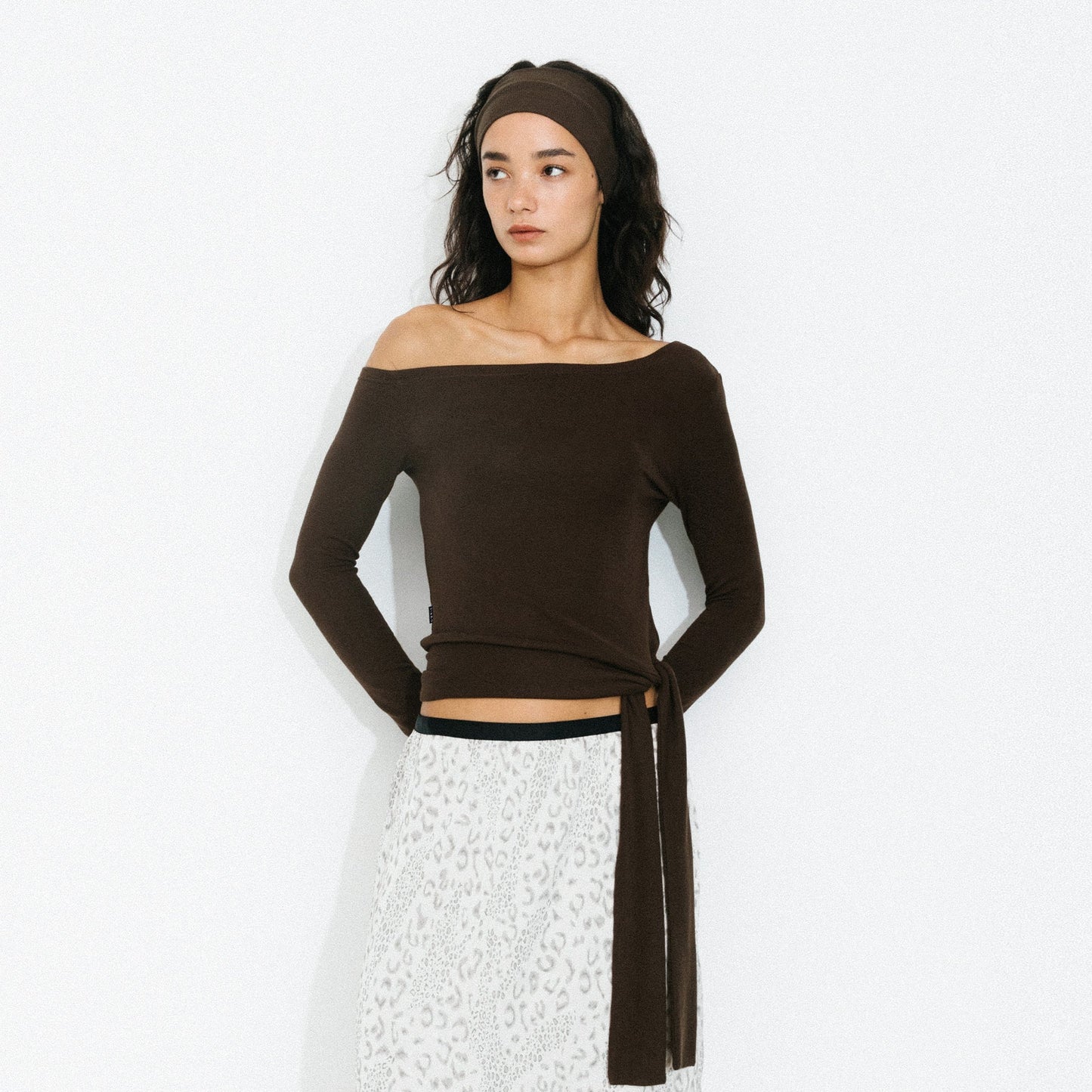 C by CUBIC One-Shoulder Slim-Fit Long-Sleeve Top