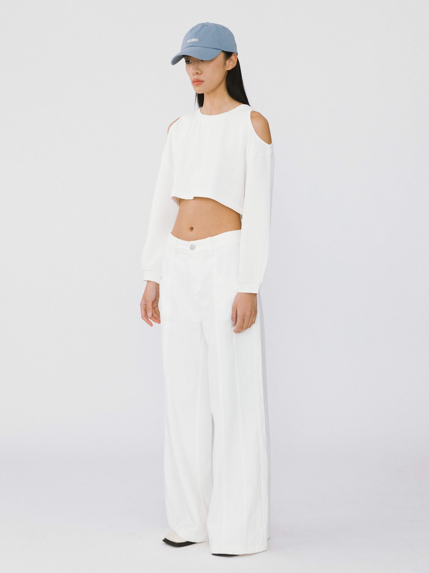 Shoulder Cut Out Crop Top