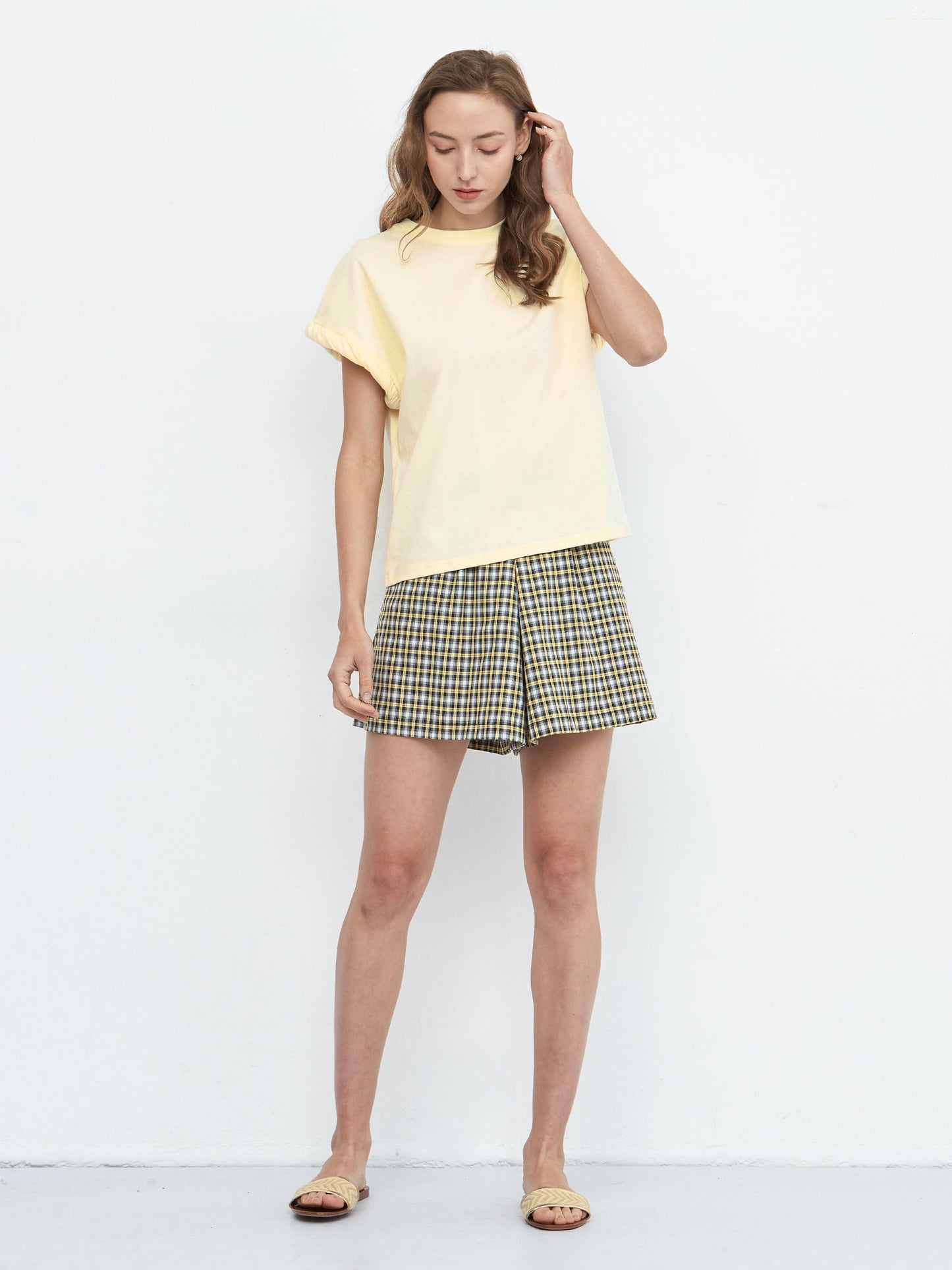 Round Neck White Casual T-shirt