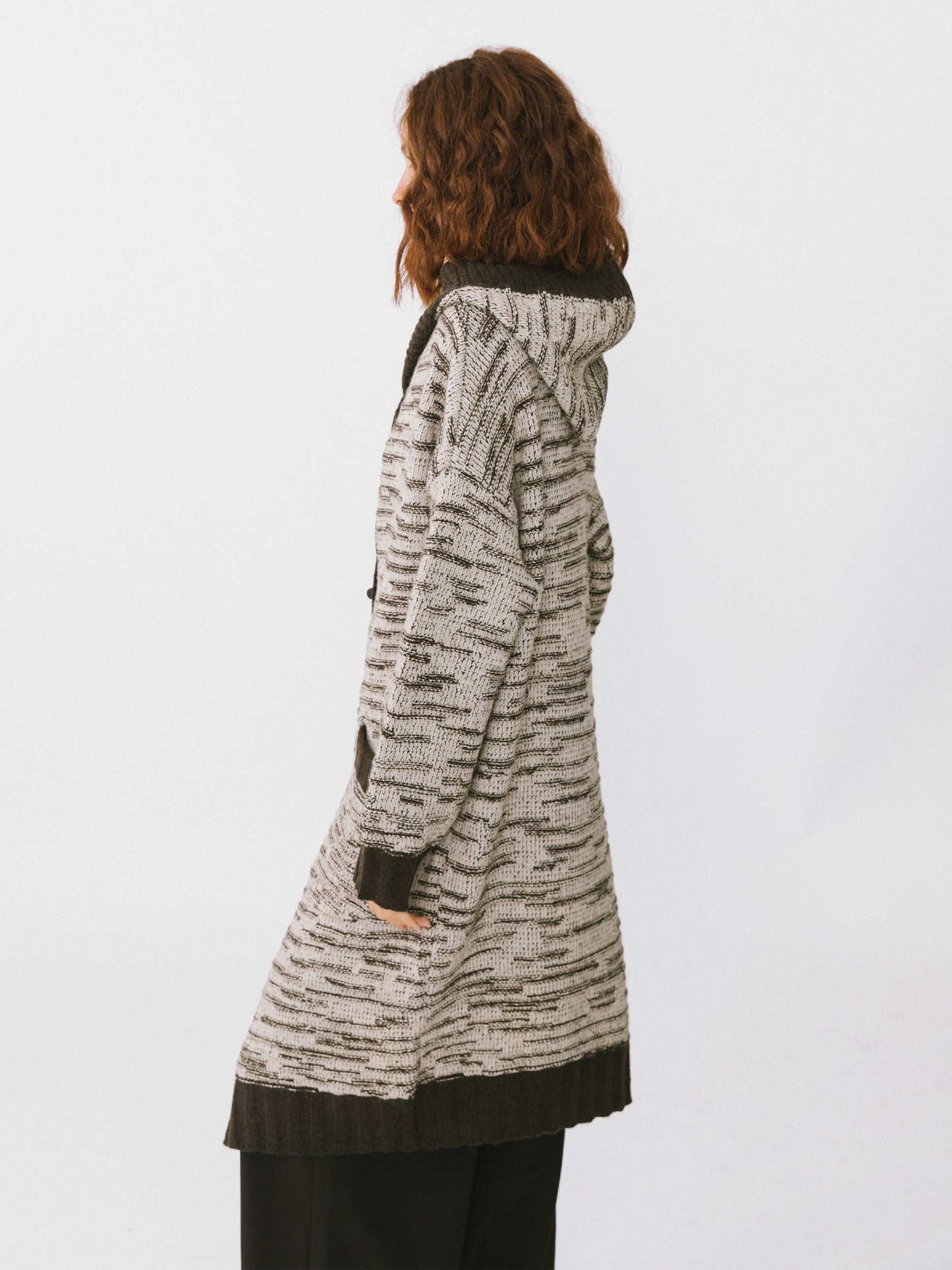Contrasting Hooded Long Knitted Cardigan