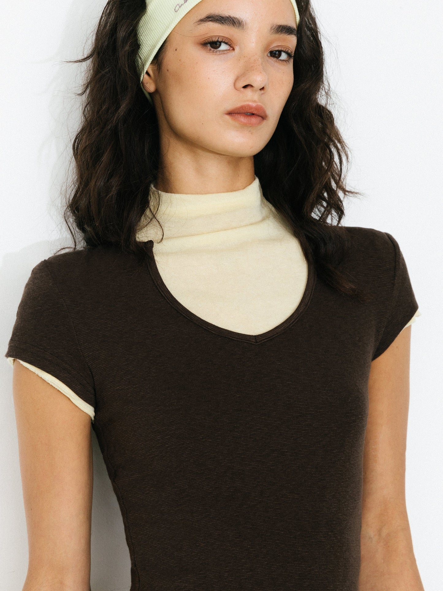 C by CUBIC Cropped Slim-Fit Sweetheart Neck T-Shirt