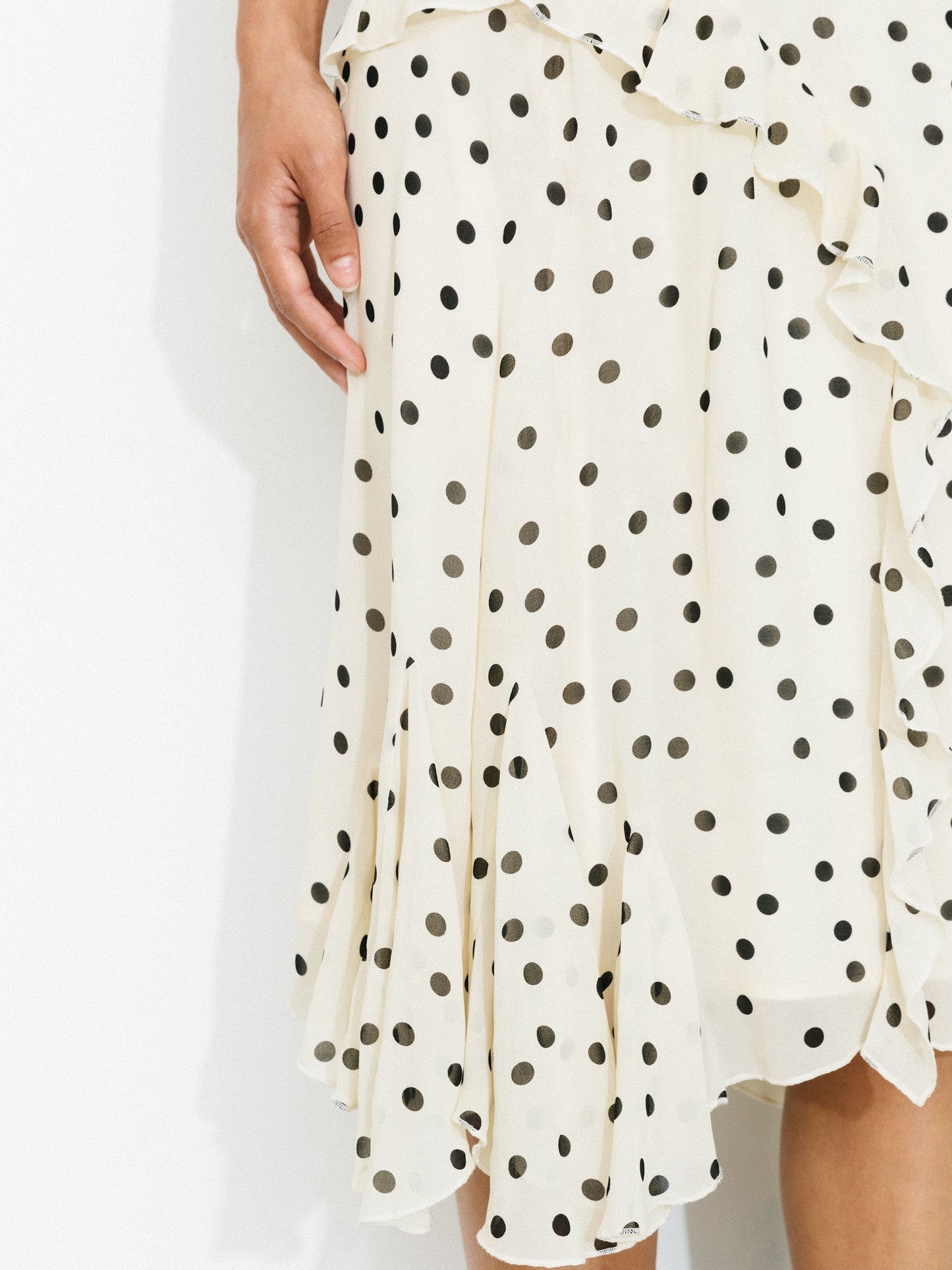 Polka Dot Ruffled Asymmetrical Hem Skirt