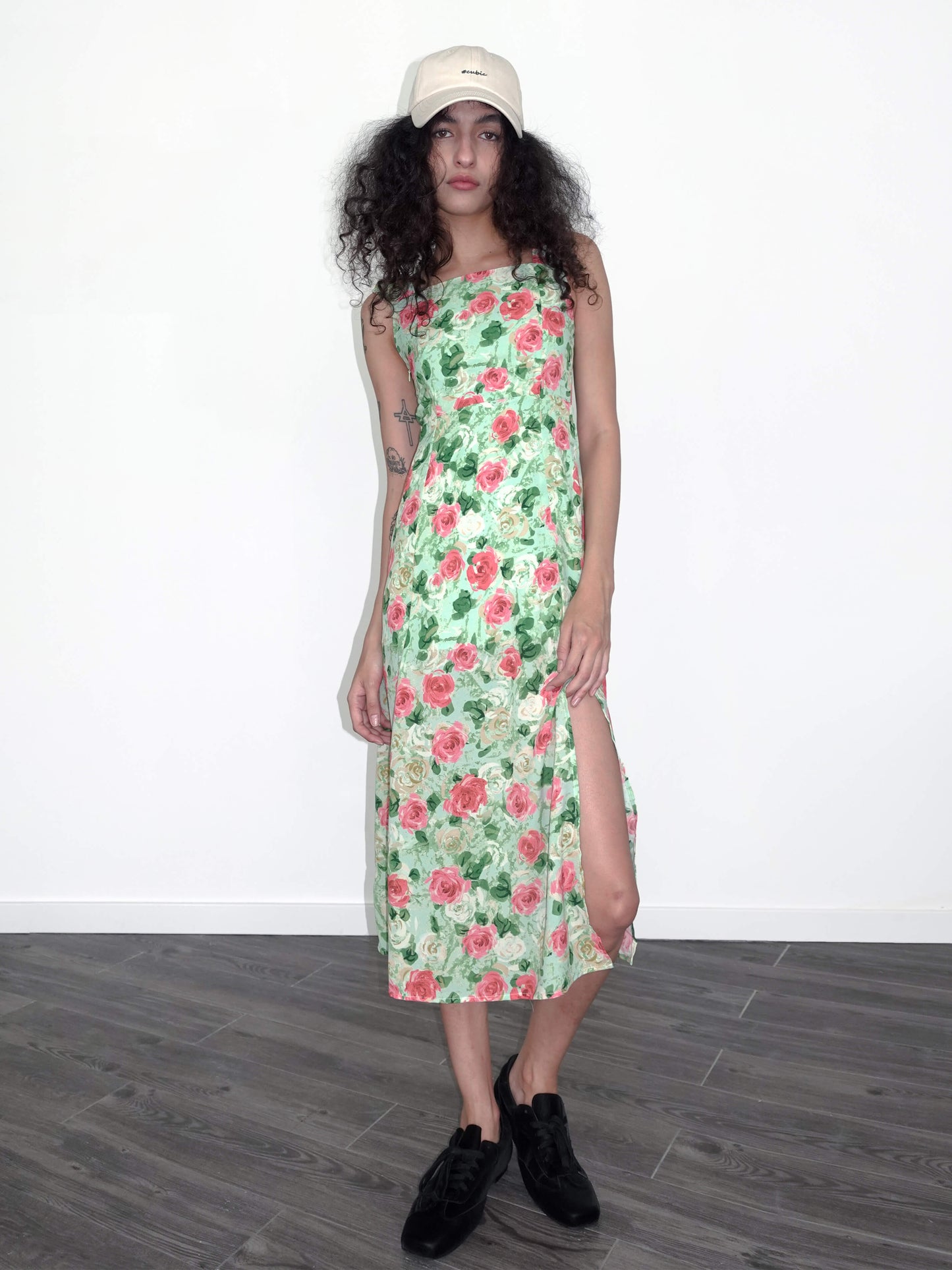 Rose Print Sleeveless Slit Dress