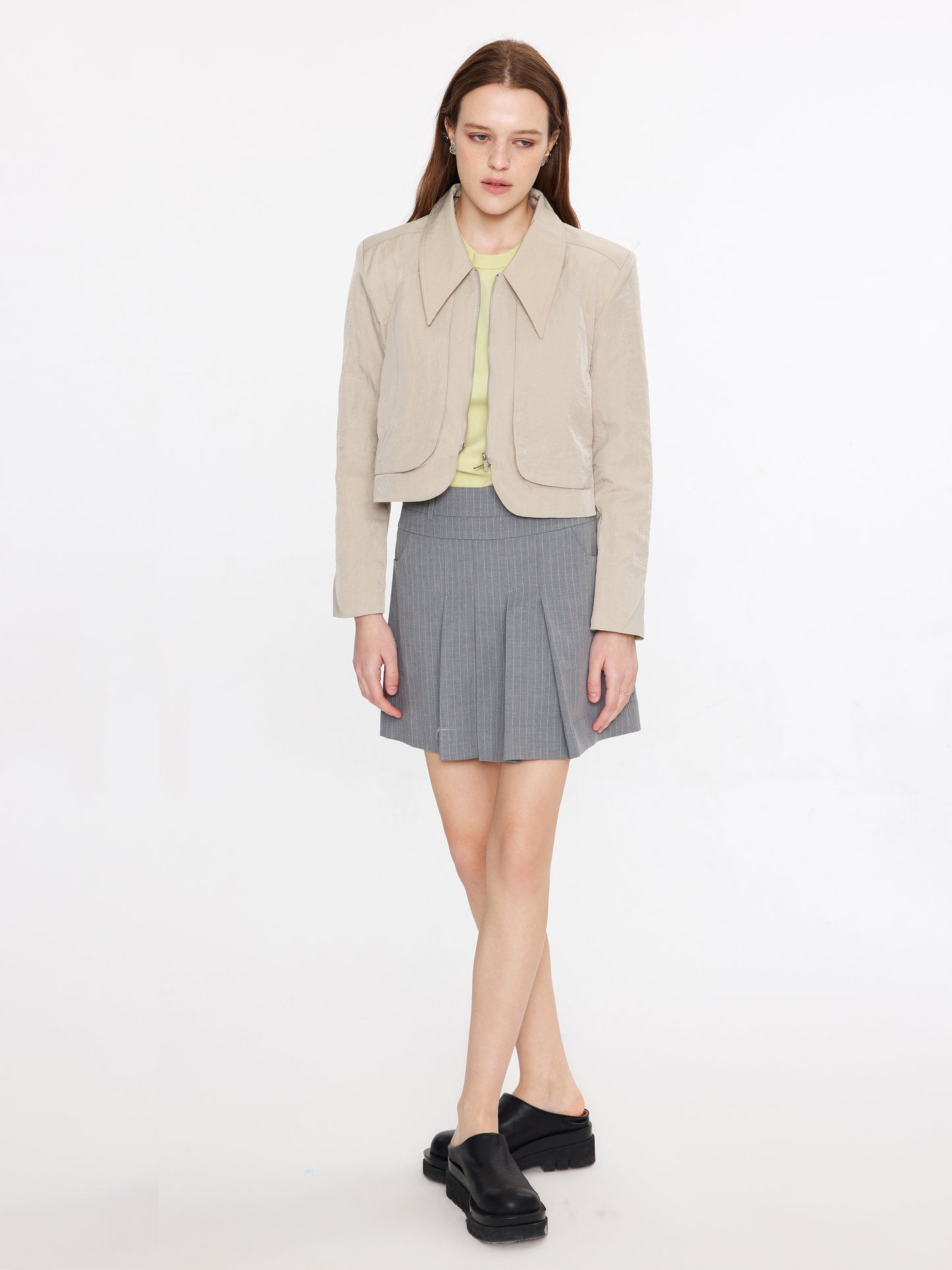 Zip Up Curved Short Jacket