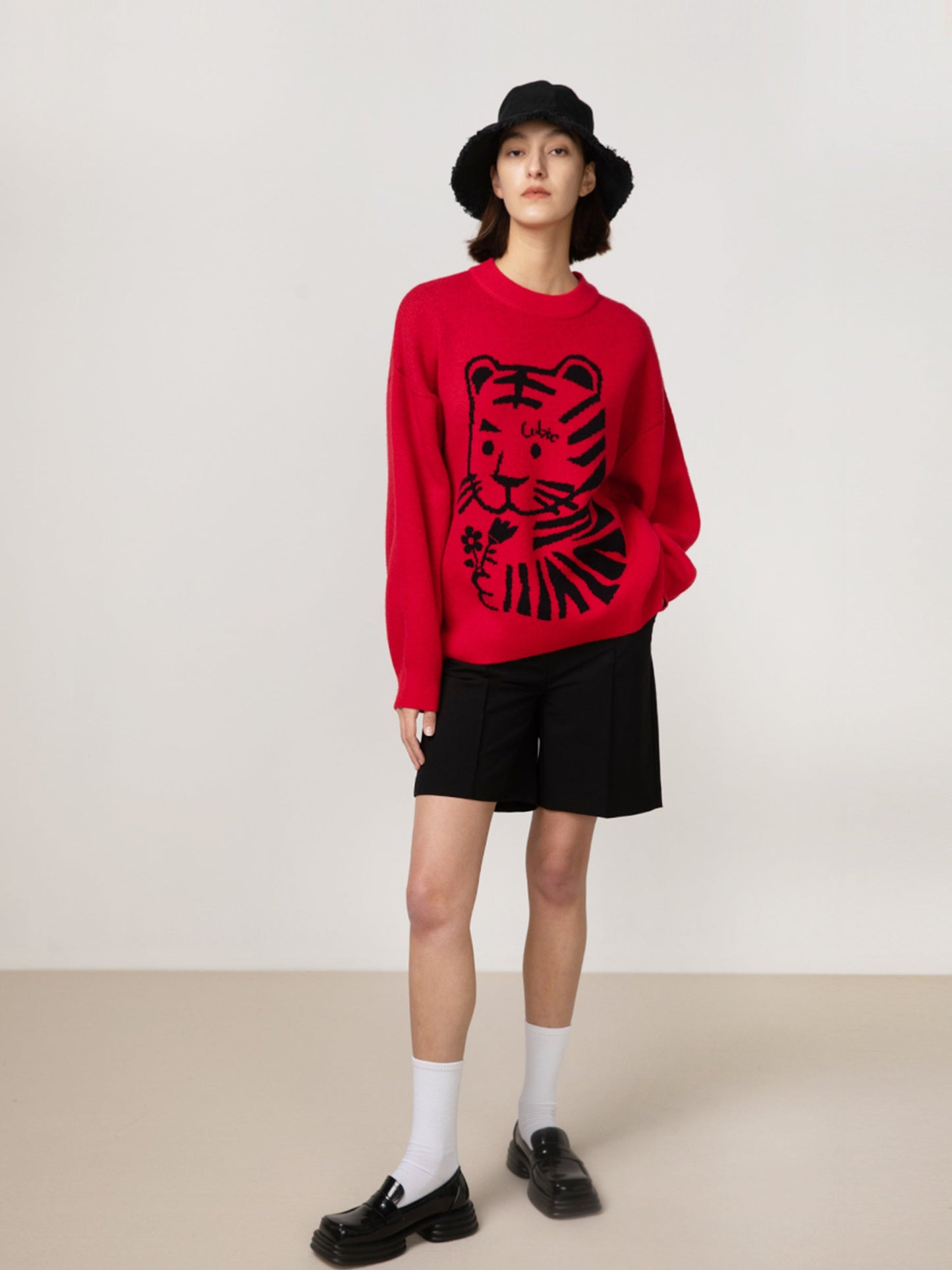 CUBIC Women's Knit Sweater
