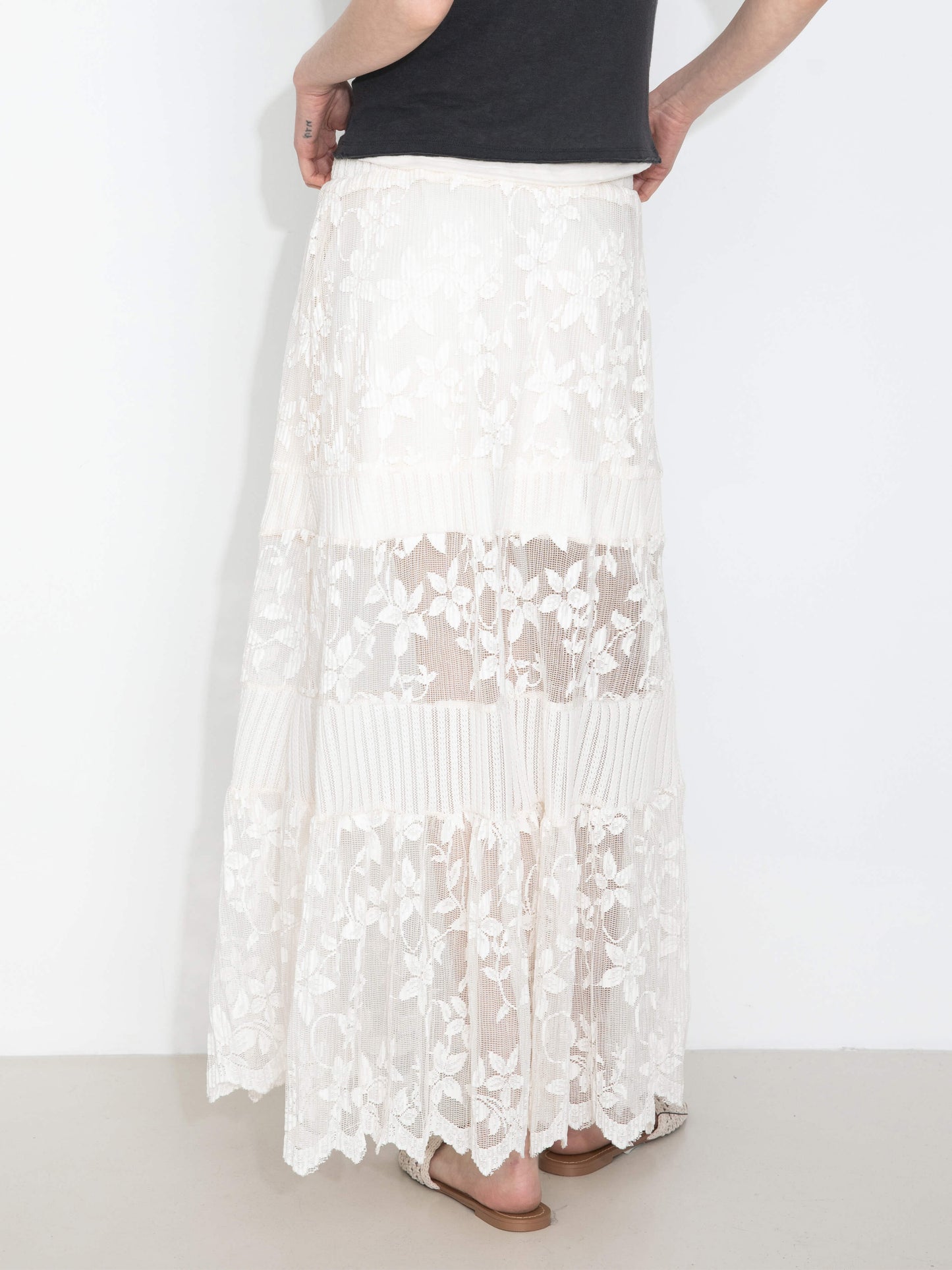 Textured Floral Print Lace Panel Skirt