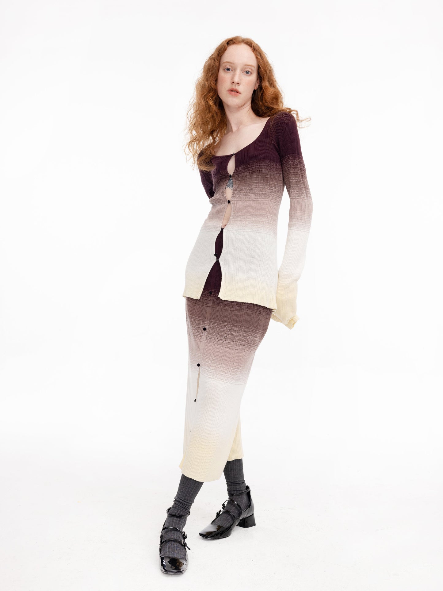 Gradient Buttoned Knit Midi Skirt