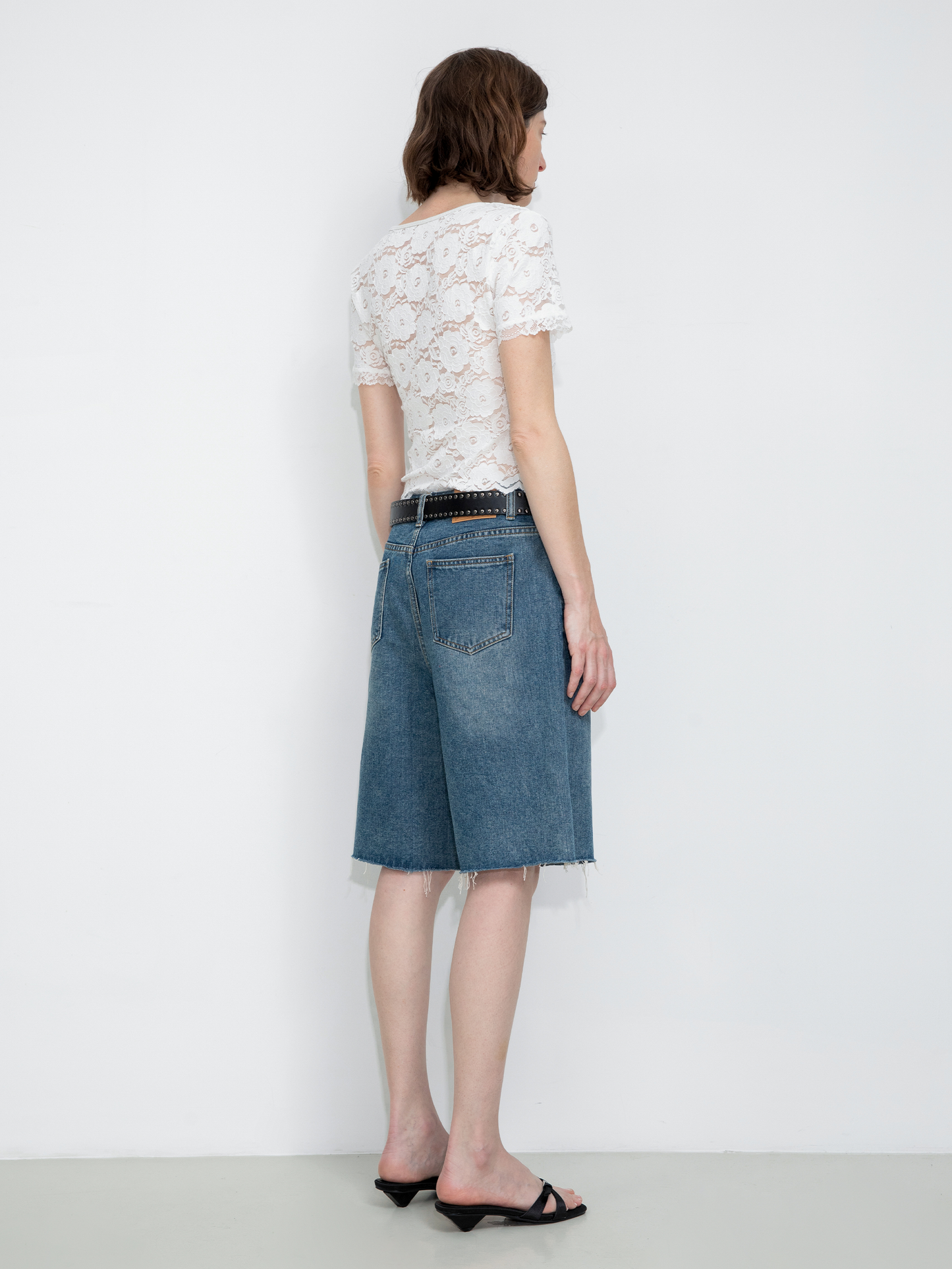 V-Neck Lace Short-Sleeve T-Shirt