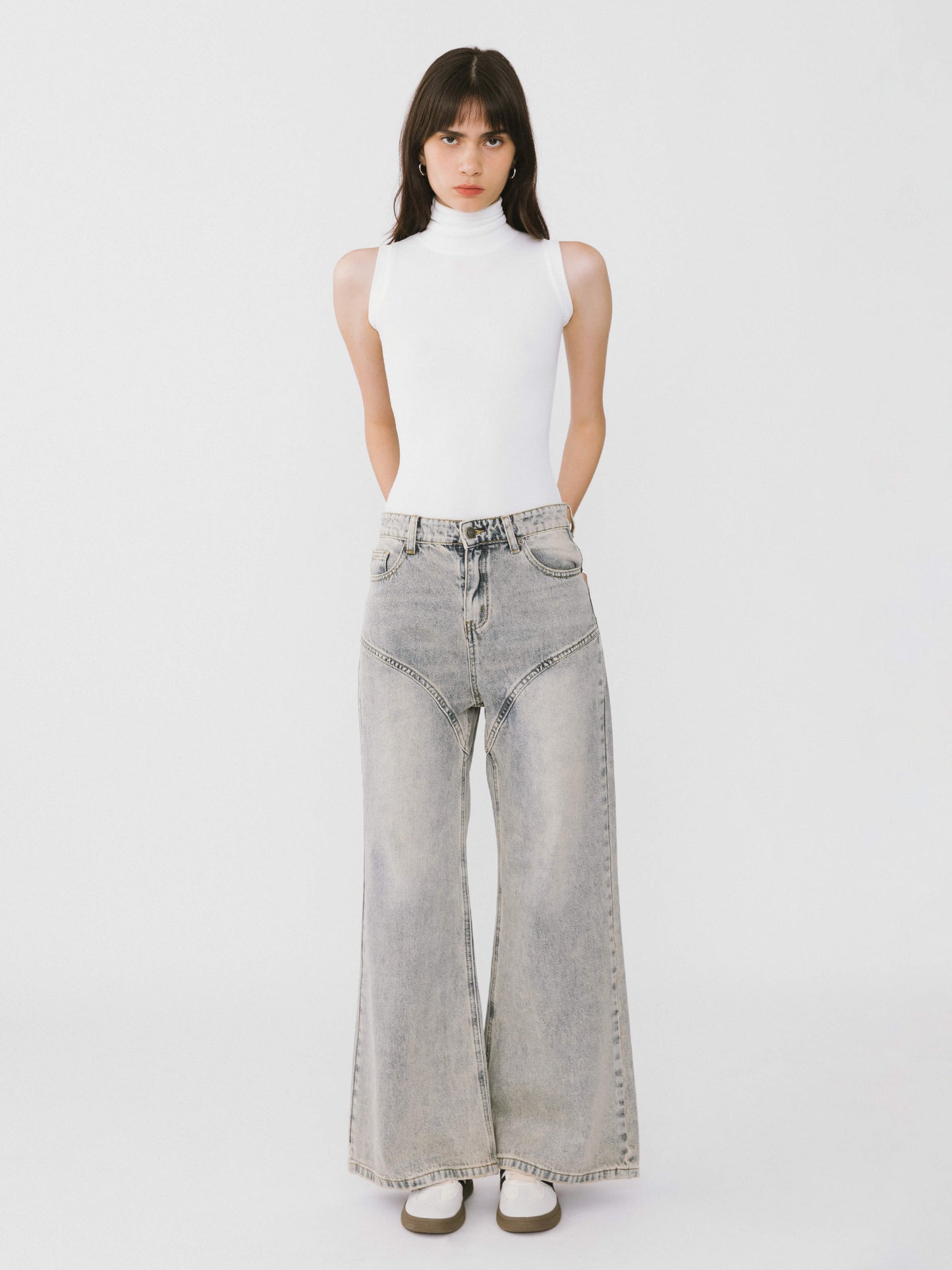 Wide Leg Curved Panel Jeans