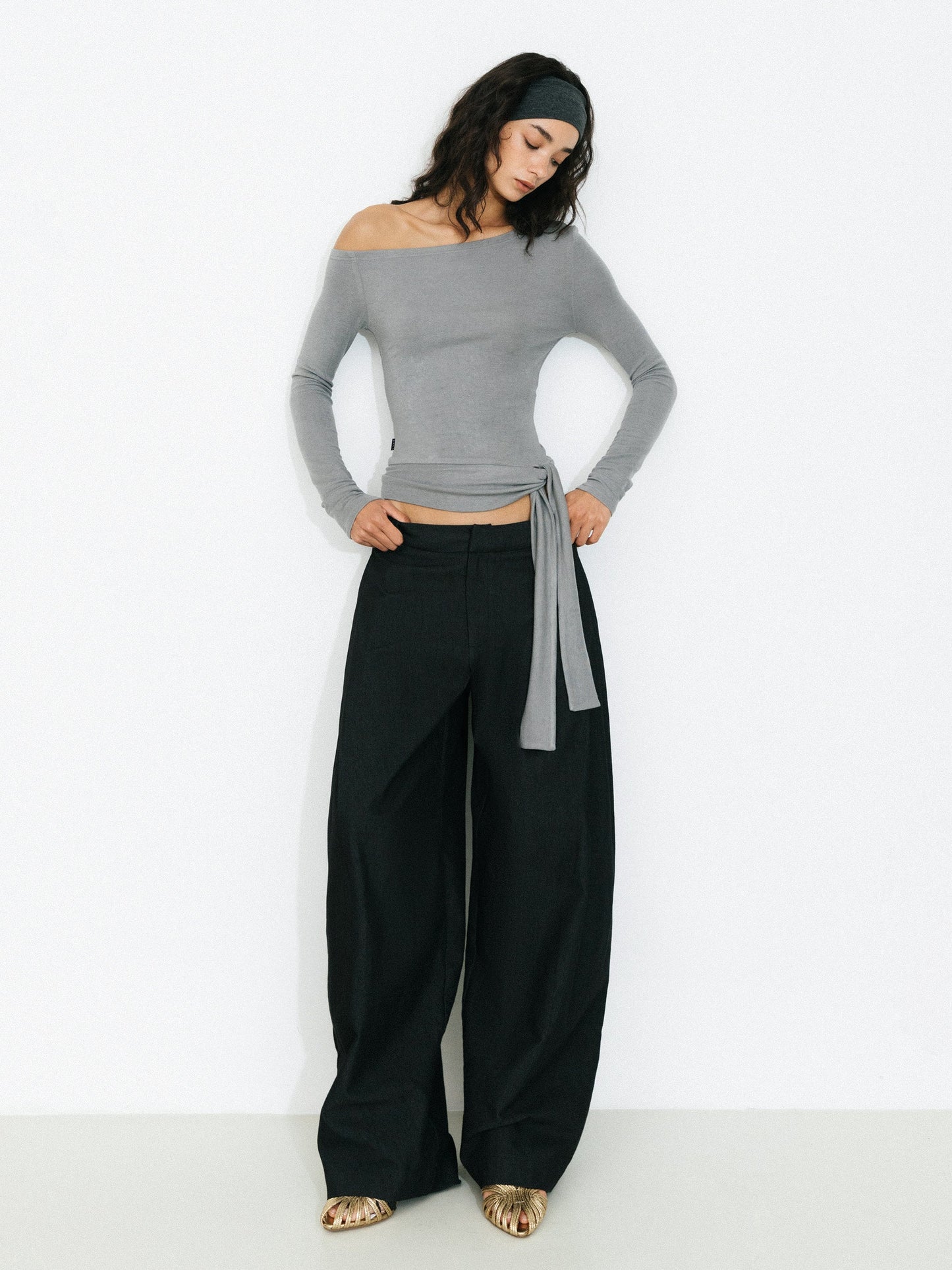 C by CUBIC One-Shoulder Slim-Fit Long-Sleeve Top
