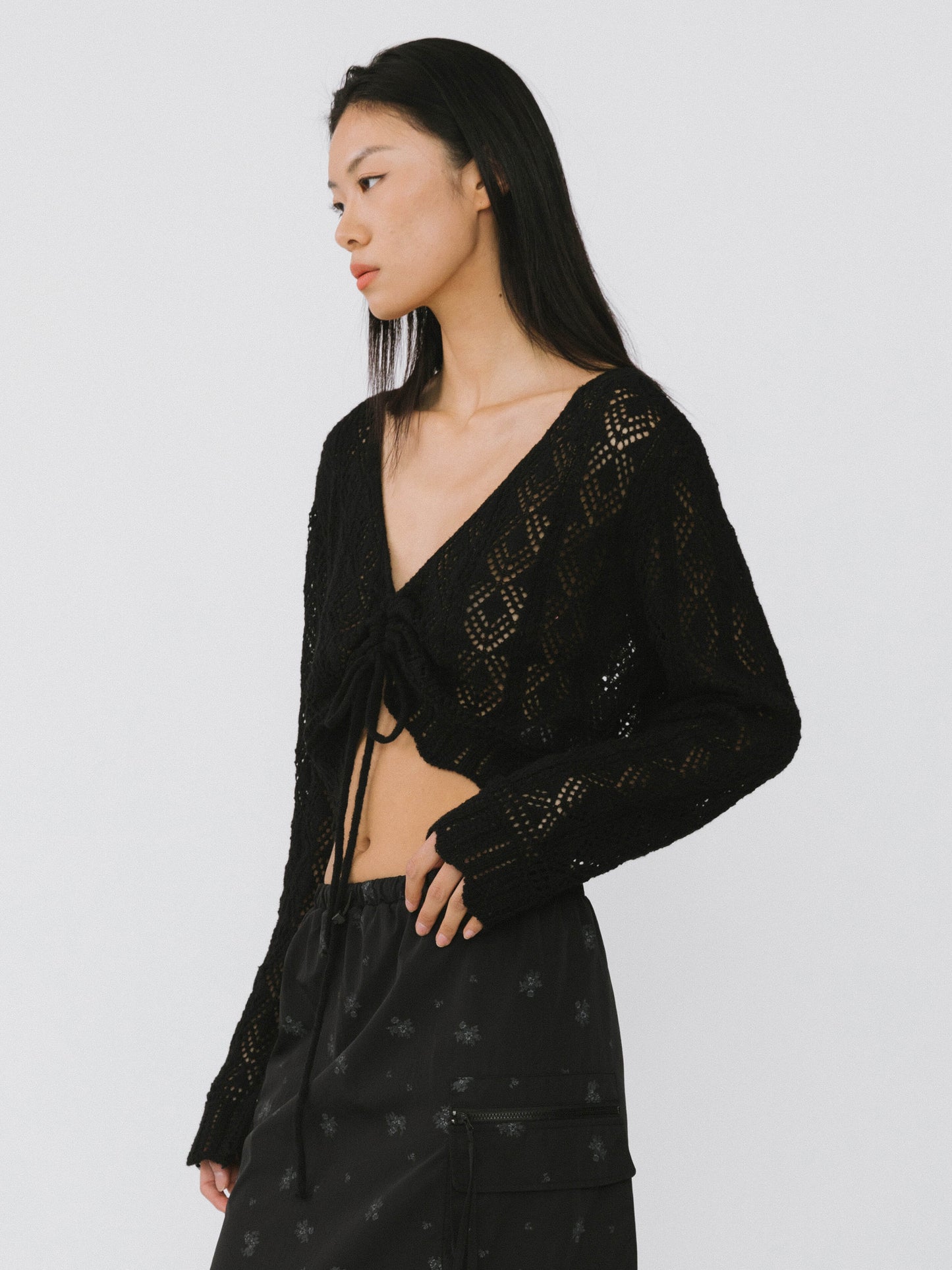 Thin Knit V-Neck Drawstring Top