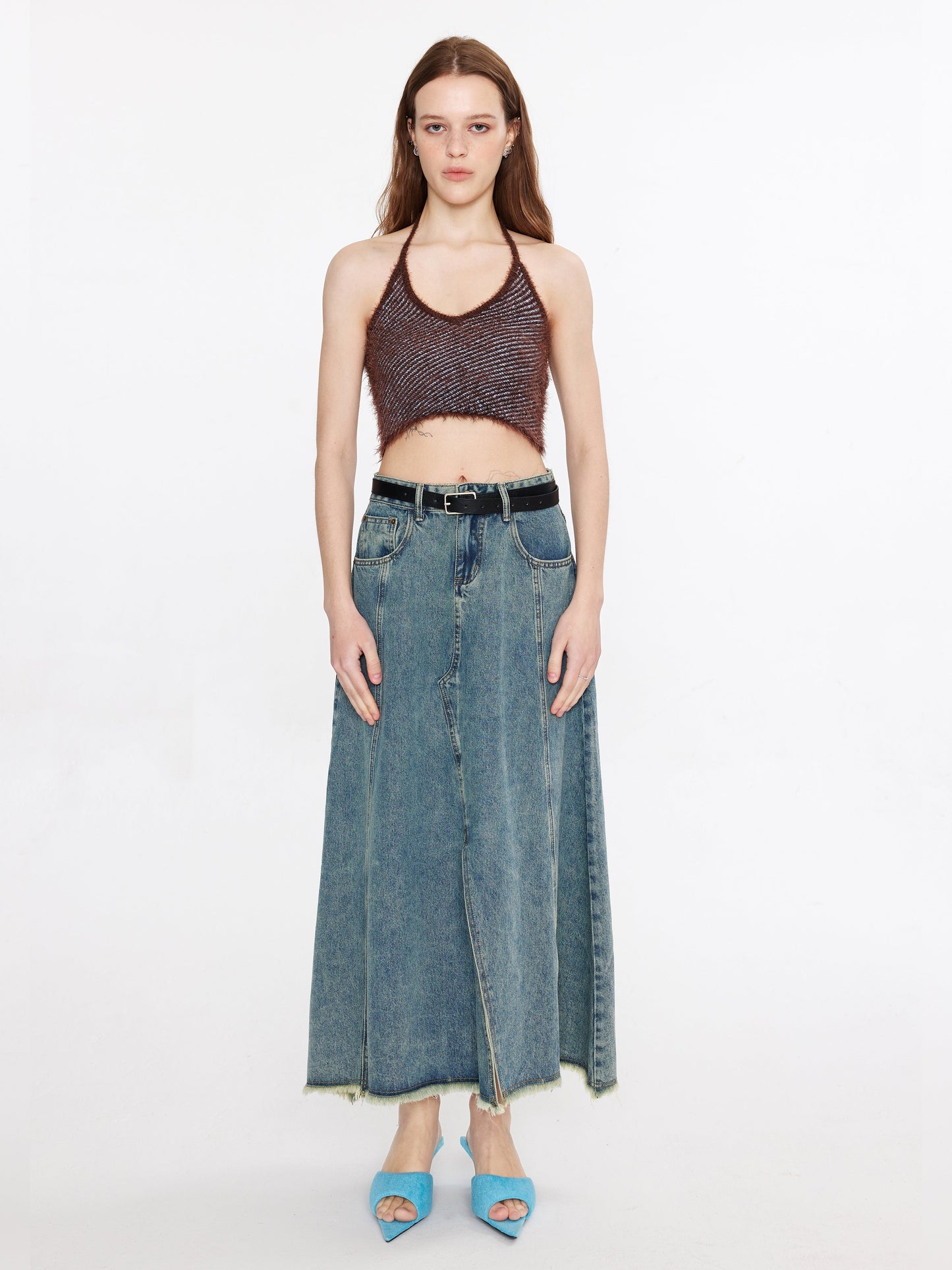 Thin Knit Cropped Halter Top