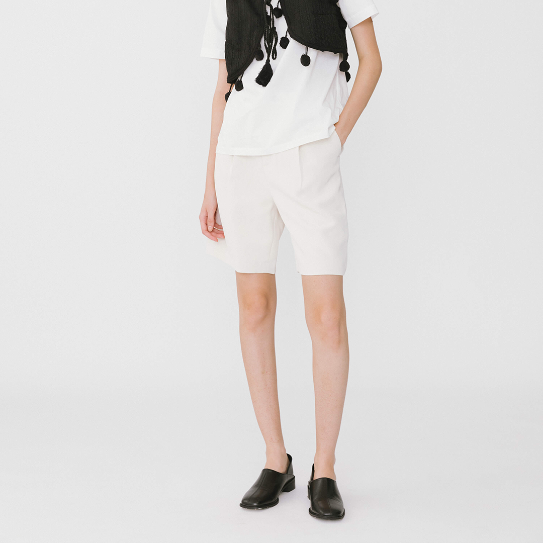 Asymmetric Cut Out Tailored Shorts