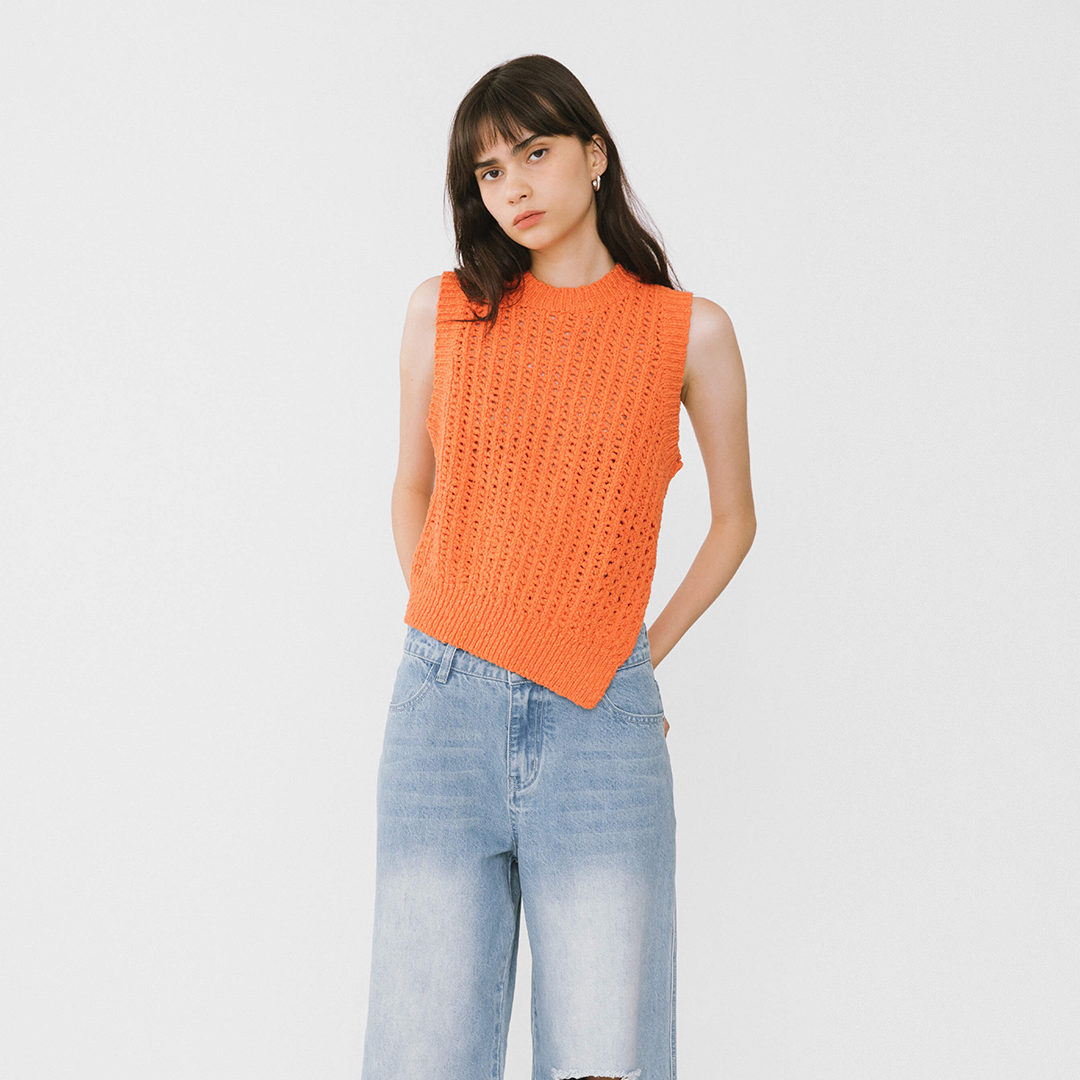 Cropped Asymmetric Knit Vest