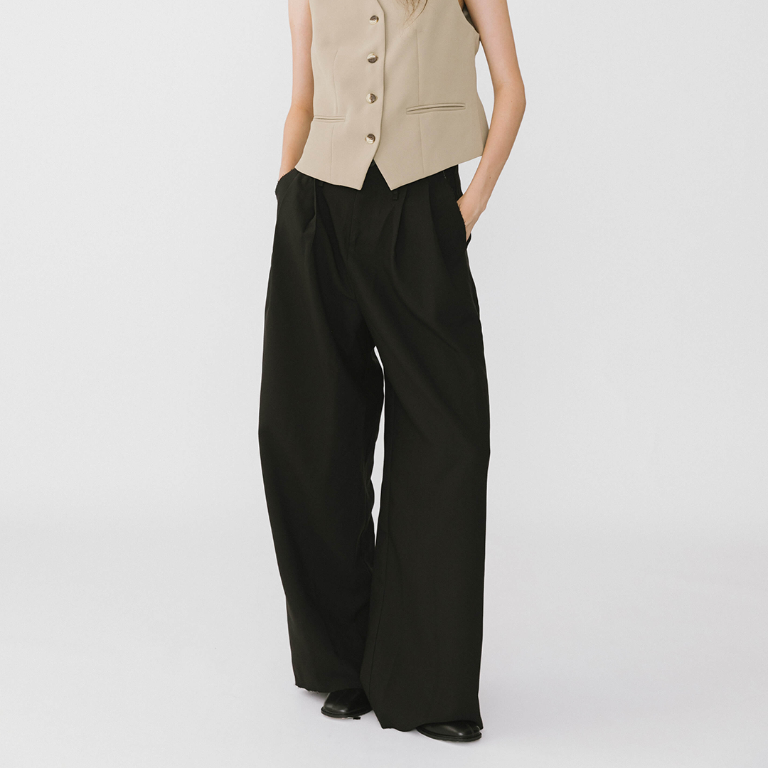 Asymmetric Waistband Tailored Trousers