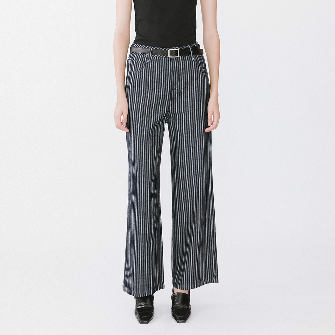 Pinstriped Wide Leg Cropped Jeans