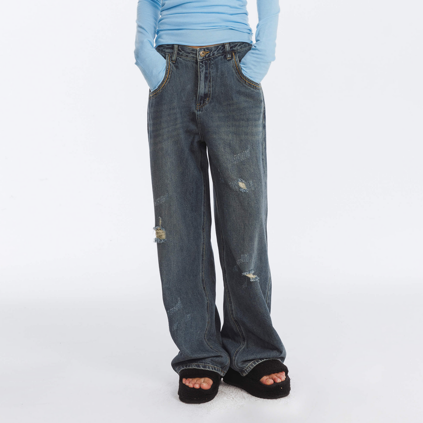 Hole Washed Straight Jeans