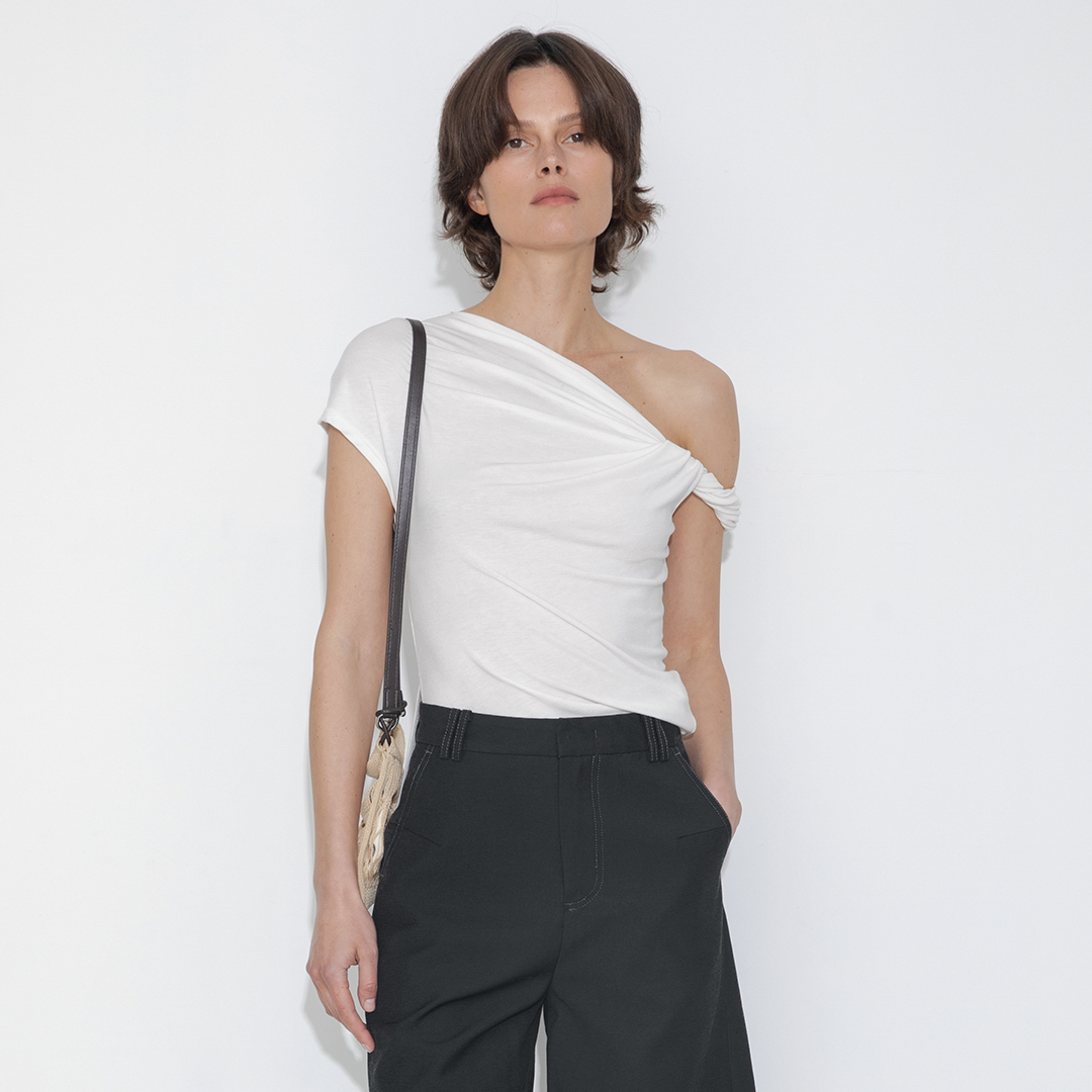 Slim-Fit One-Shoulder T-Shirt