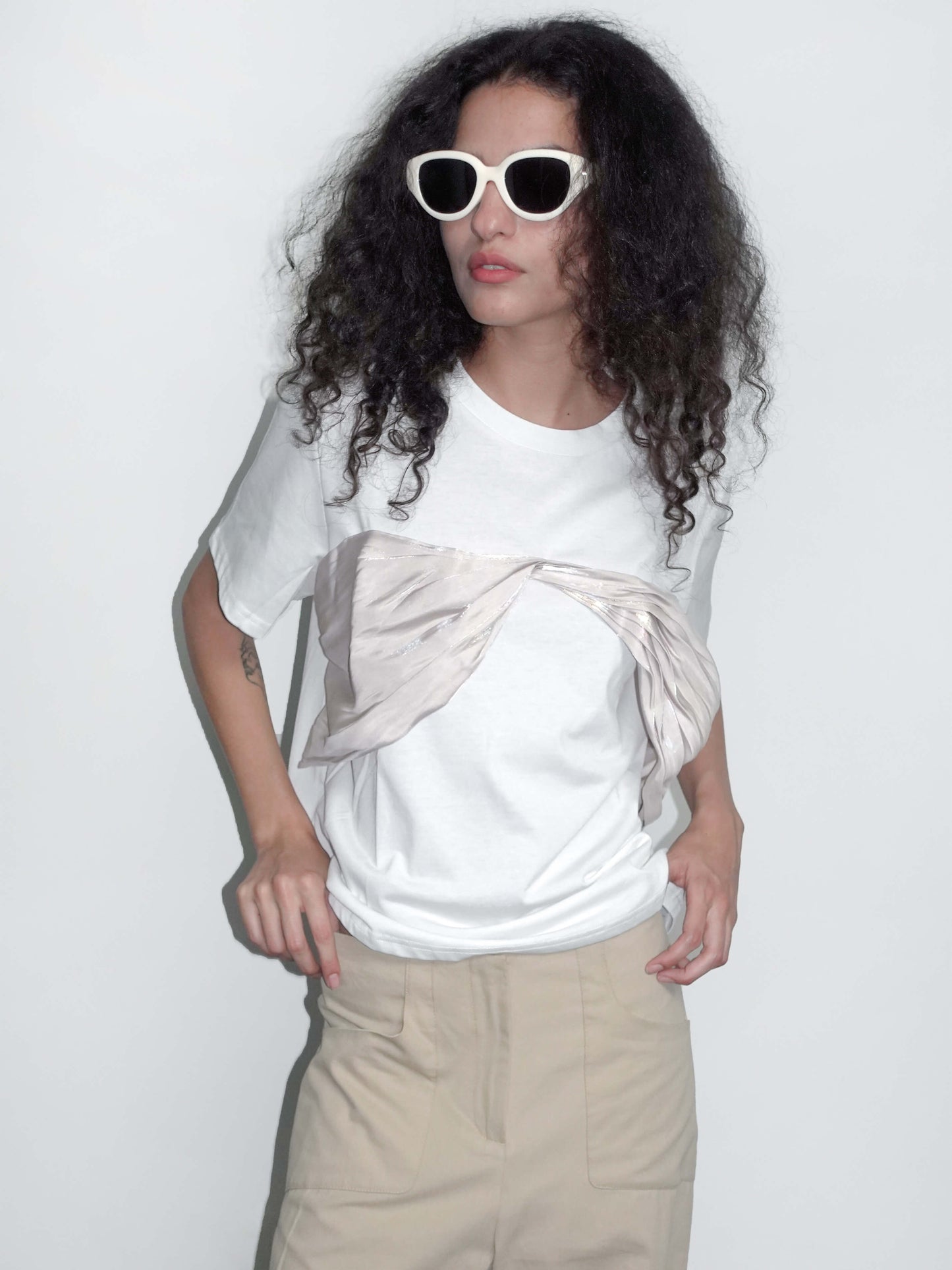 Contrast Color 3D Bow Casual T-shirt