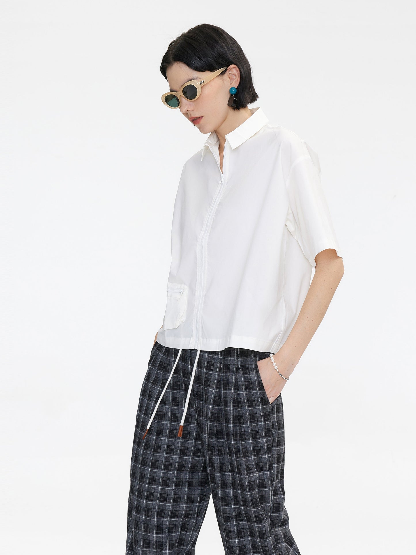 White Short Sleeve Cropped Shirt