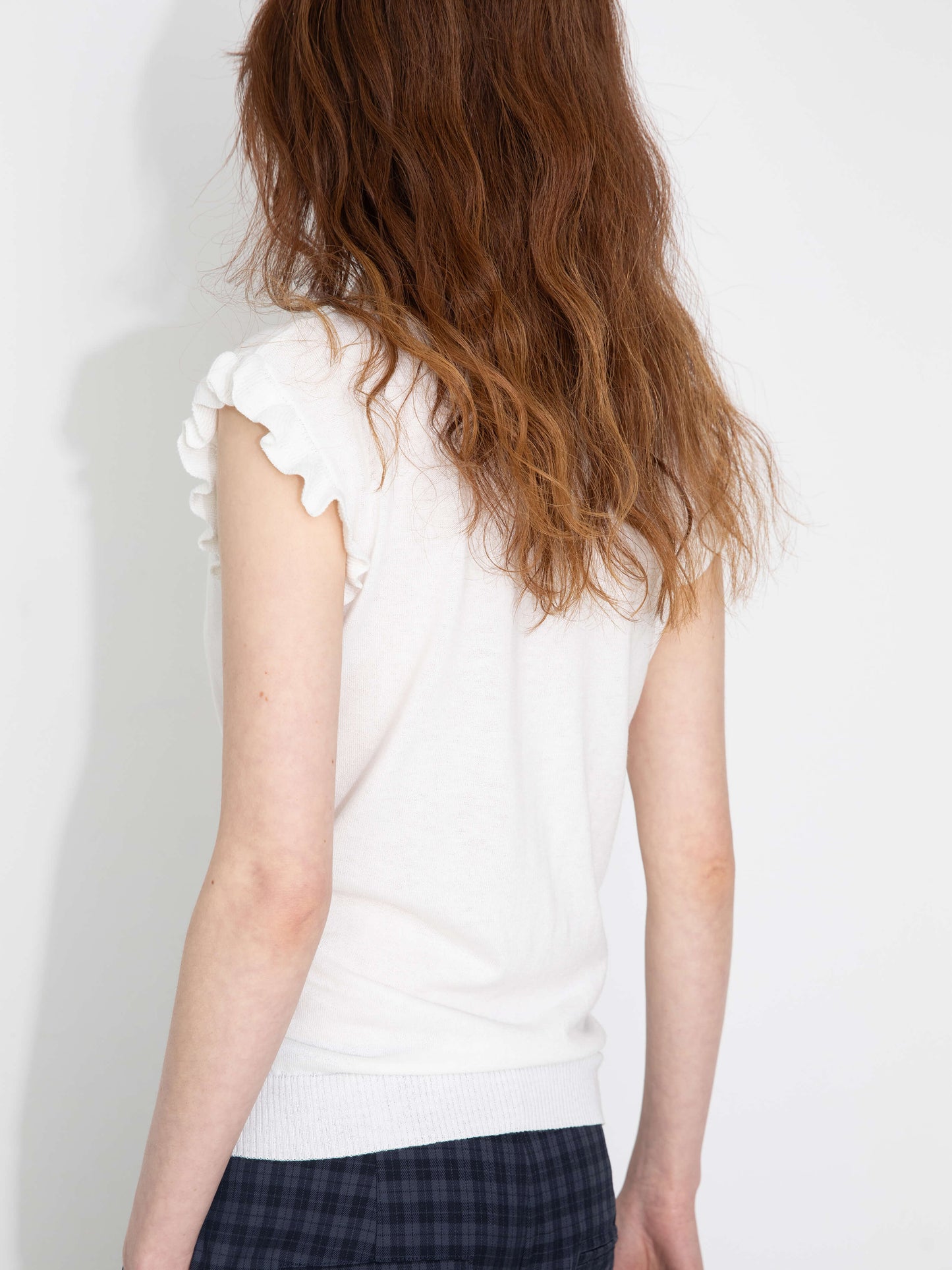 Ruffled Sleeve Sleeveless Knit Top with Attached Scarf