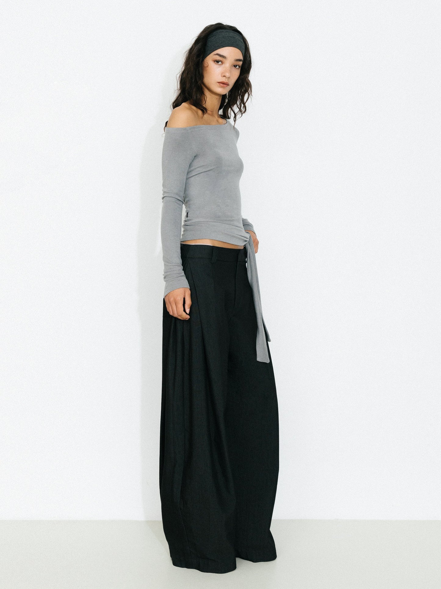 C by CUBIC One-Shoulder Slim-Fit Long-Sleeve Top