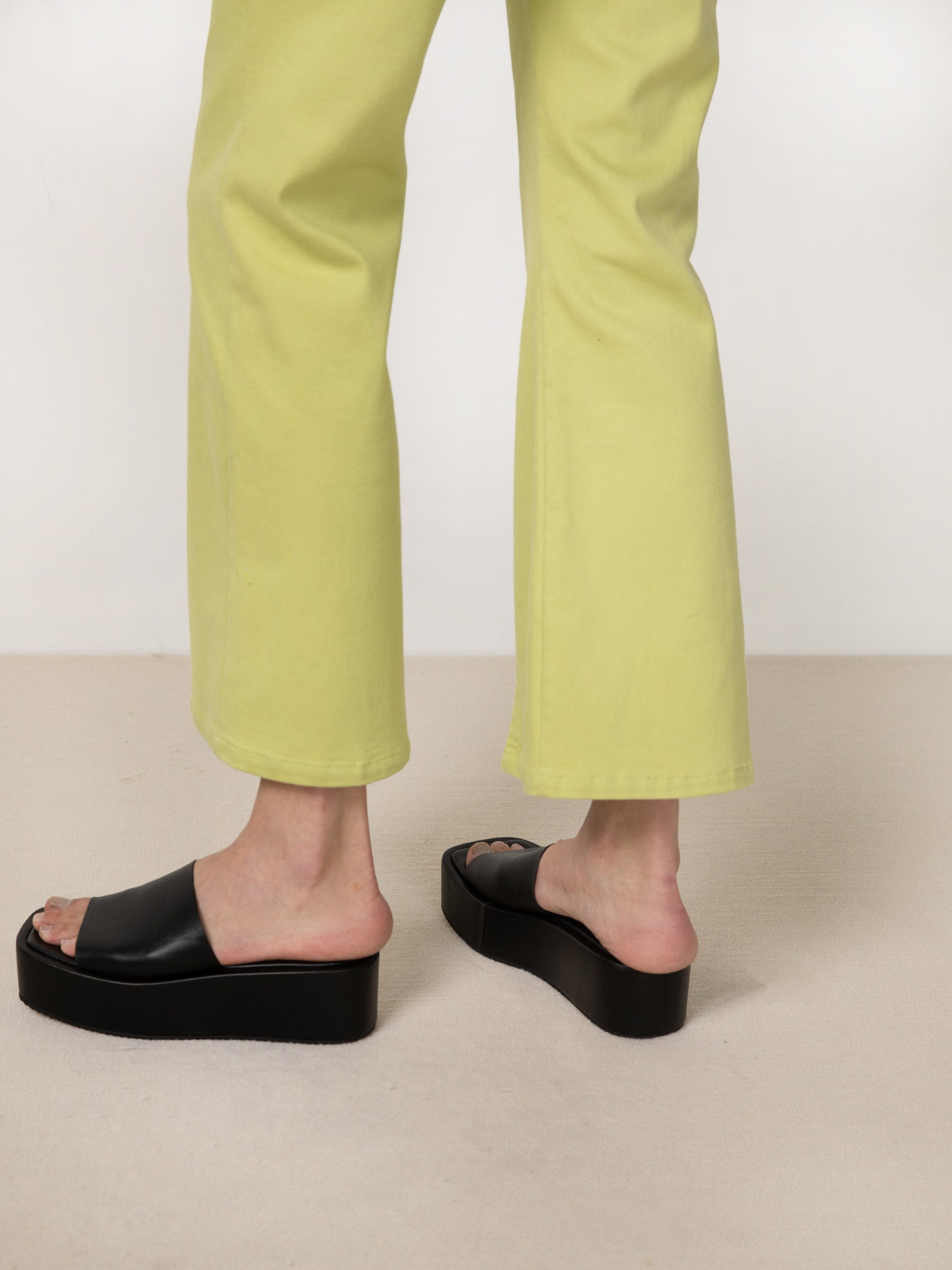 CUBIC Women's Jeans