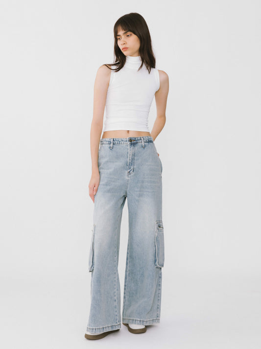 Wide Leg Cargo Jeans