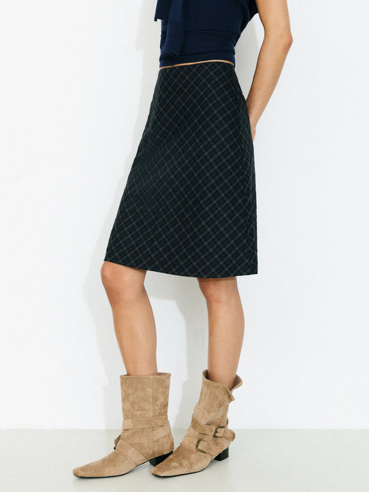 Straight-Cut Check Skirt