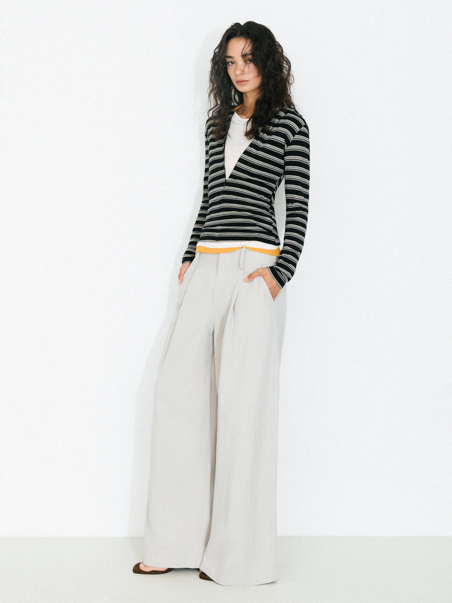 C by CUBIC Slim-Fit Zip-Up Hooded Knit Cardigan