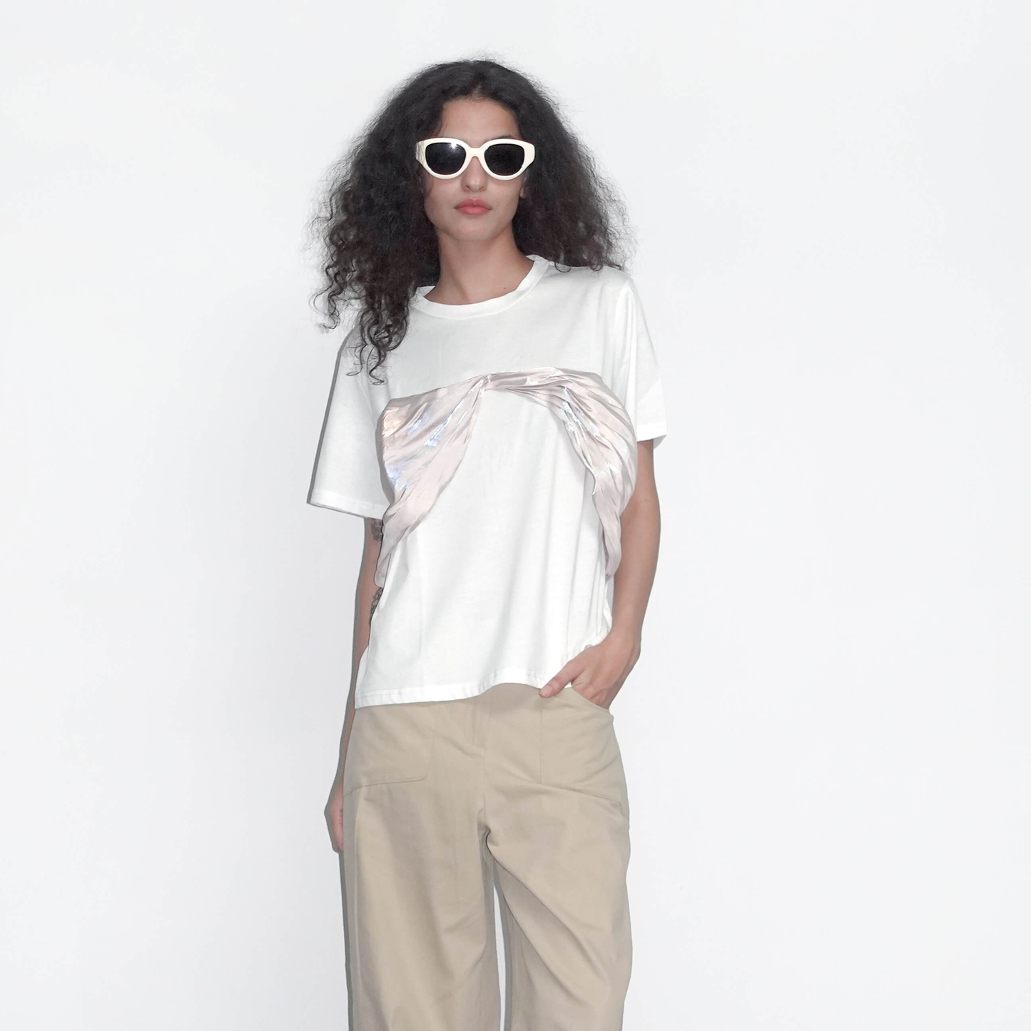 Contrast Color 3D Bow Casual T-shirt