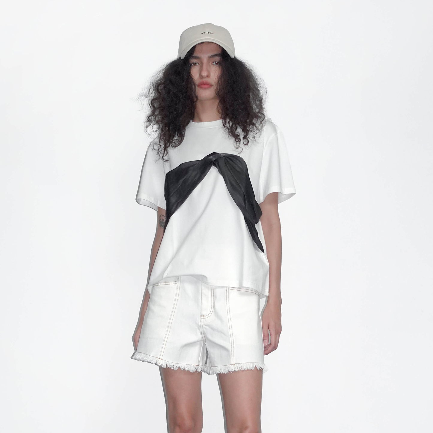 Contrast Color 3D Bow Casual T-shirt